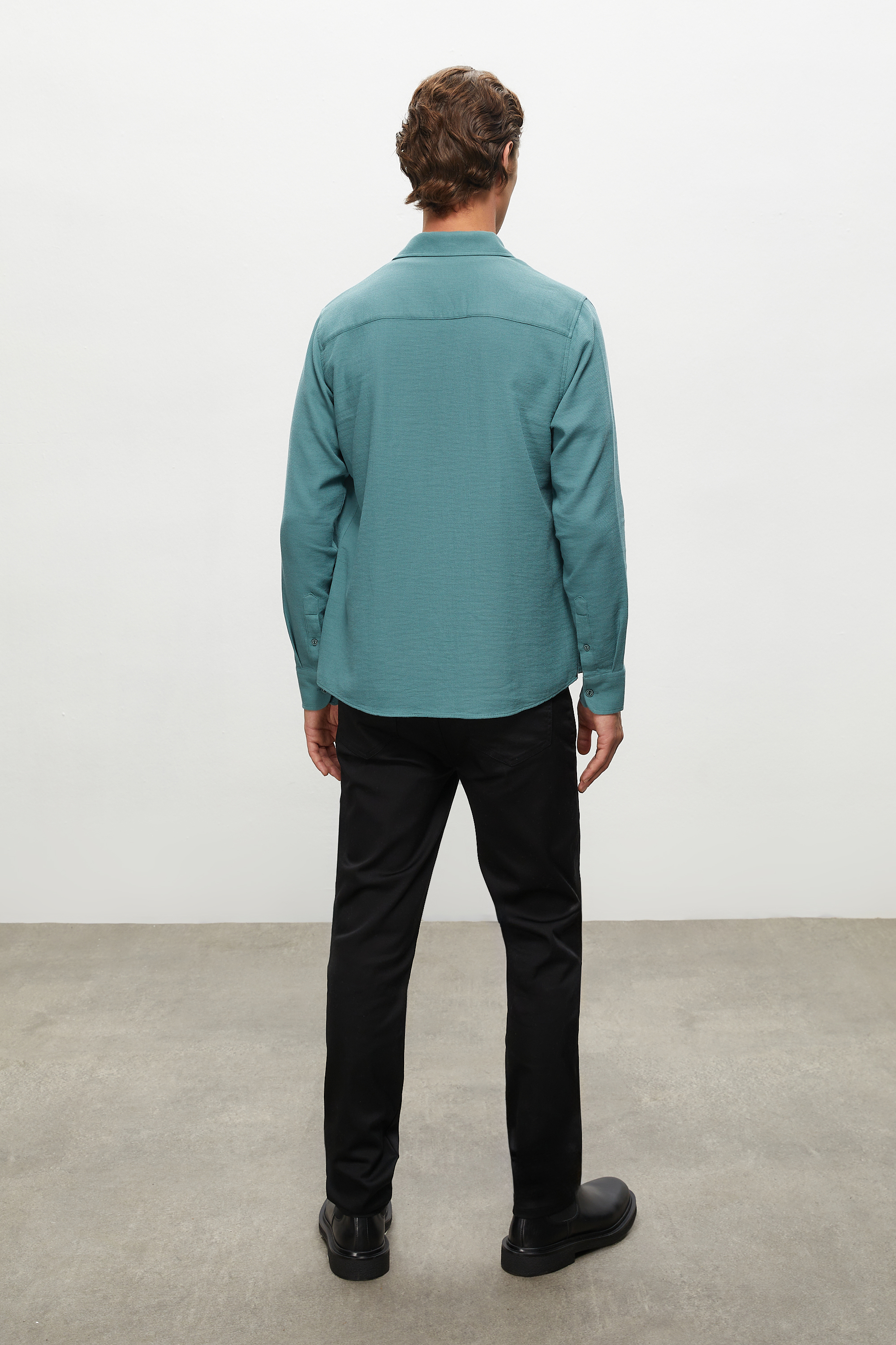 ARMÜRLÜ REGULAR FIT GÖMLEK