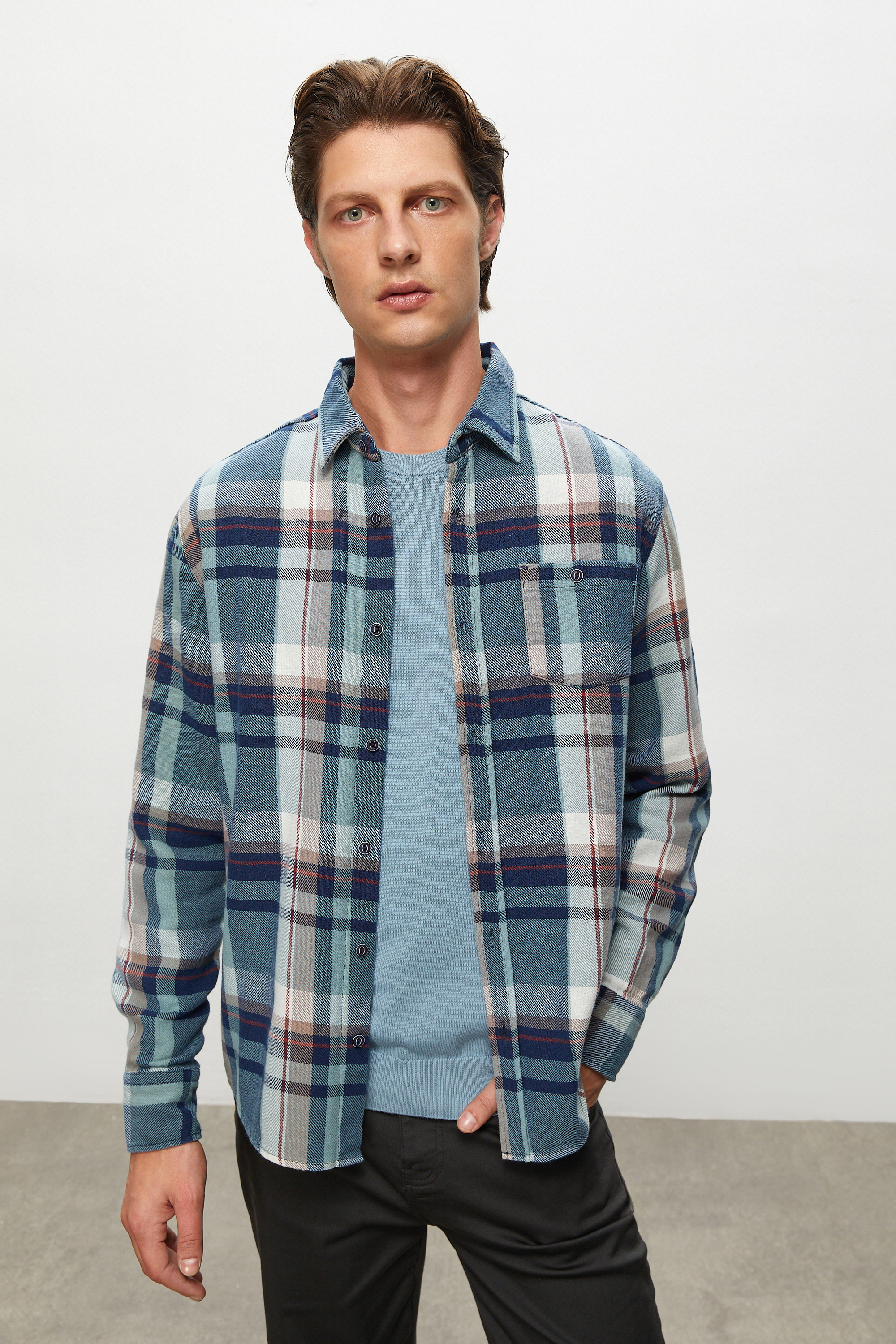 EKOSELİ REGULAR FIT GÖMLEK