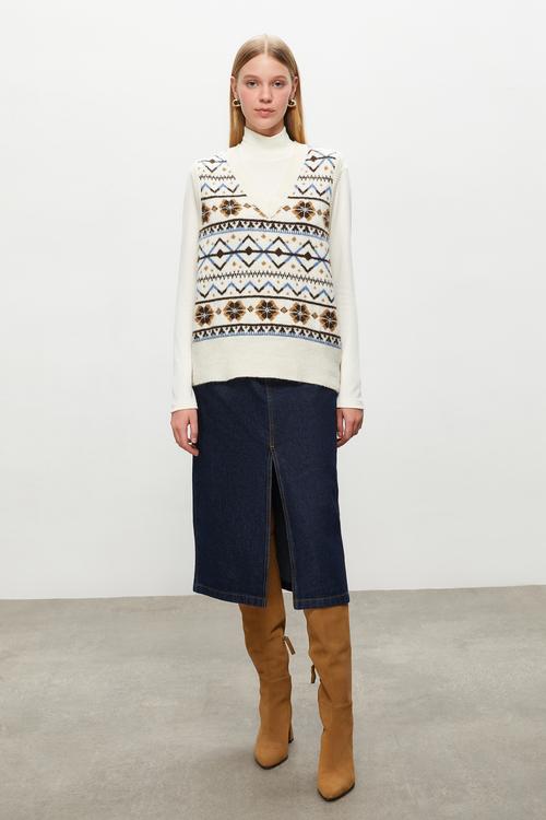  JAKARLI V YAKA SÜVETER