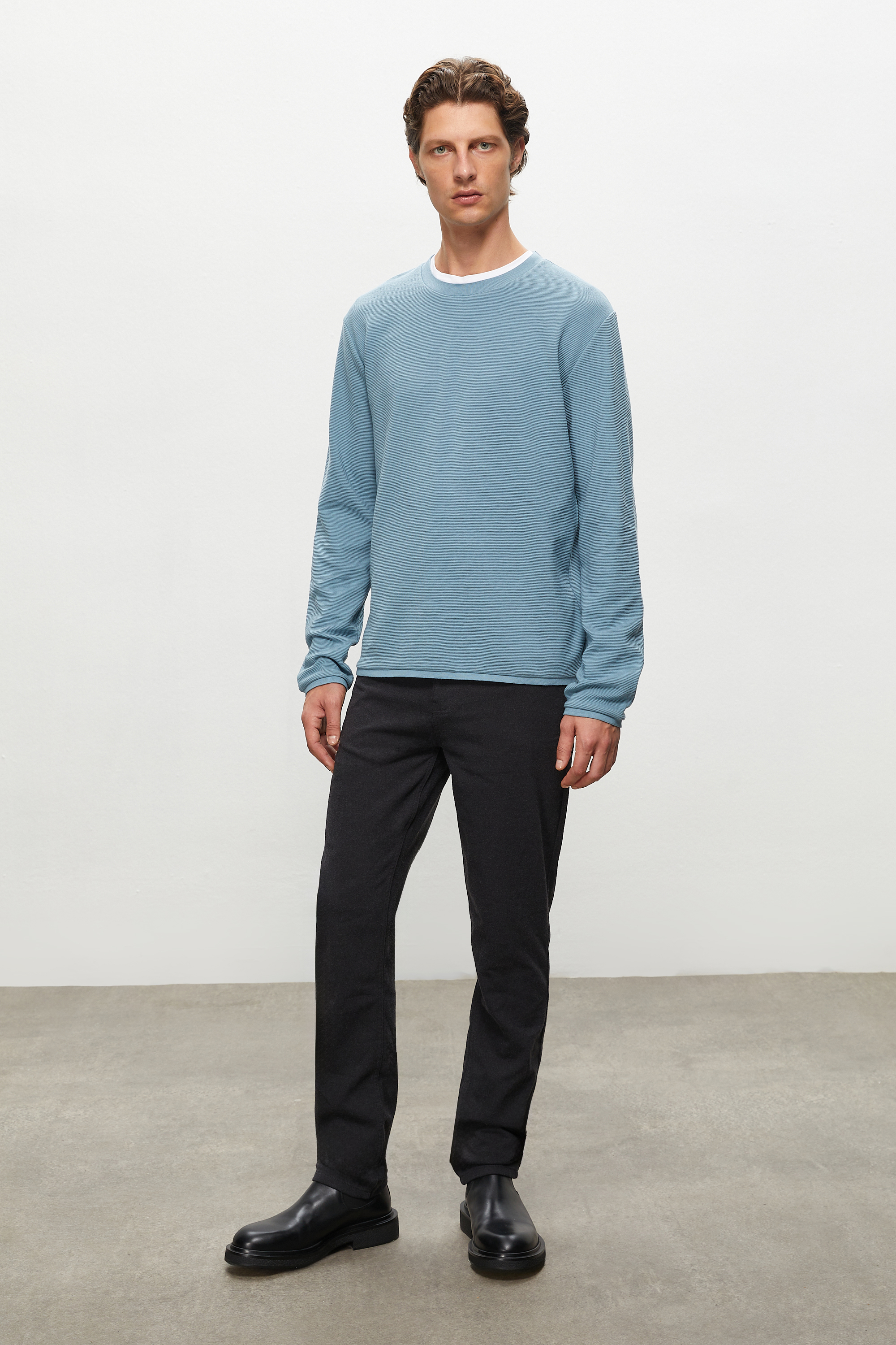 BİSİKLET YAKA SWEATSHIRT