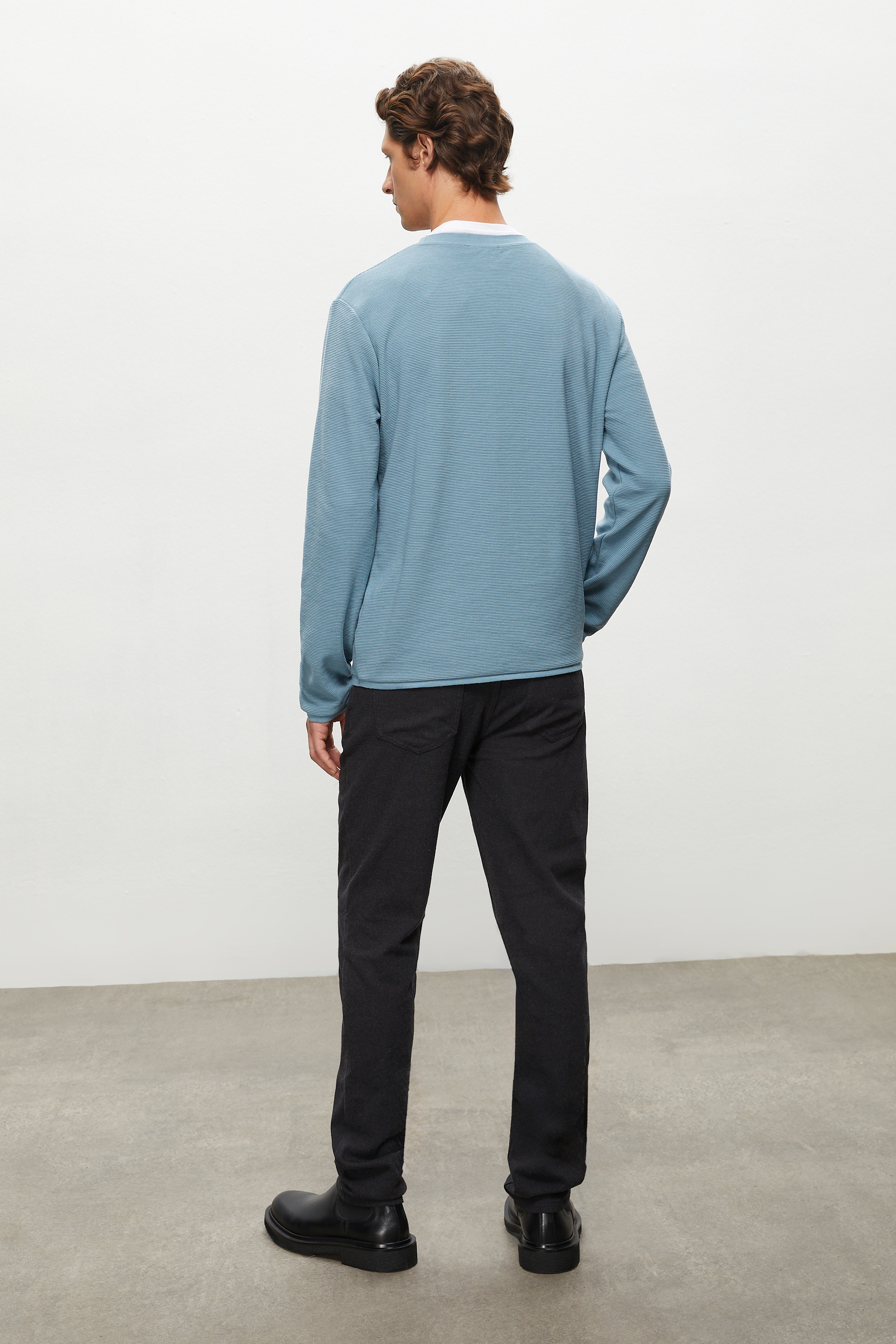 BİSİKLET YAKA SWEATSHIRT