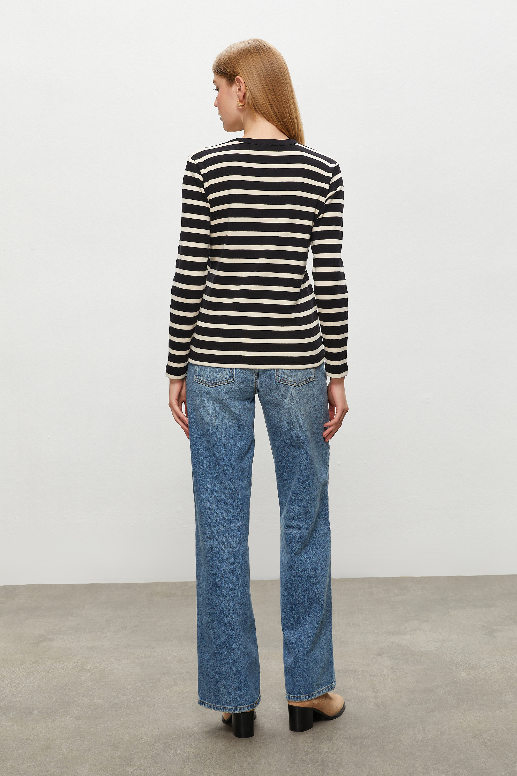 ÇİZGİLİ UZUN KOLLU T-SHIRT