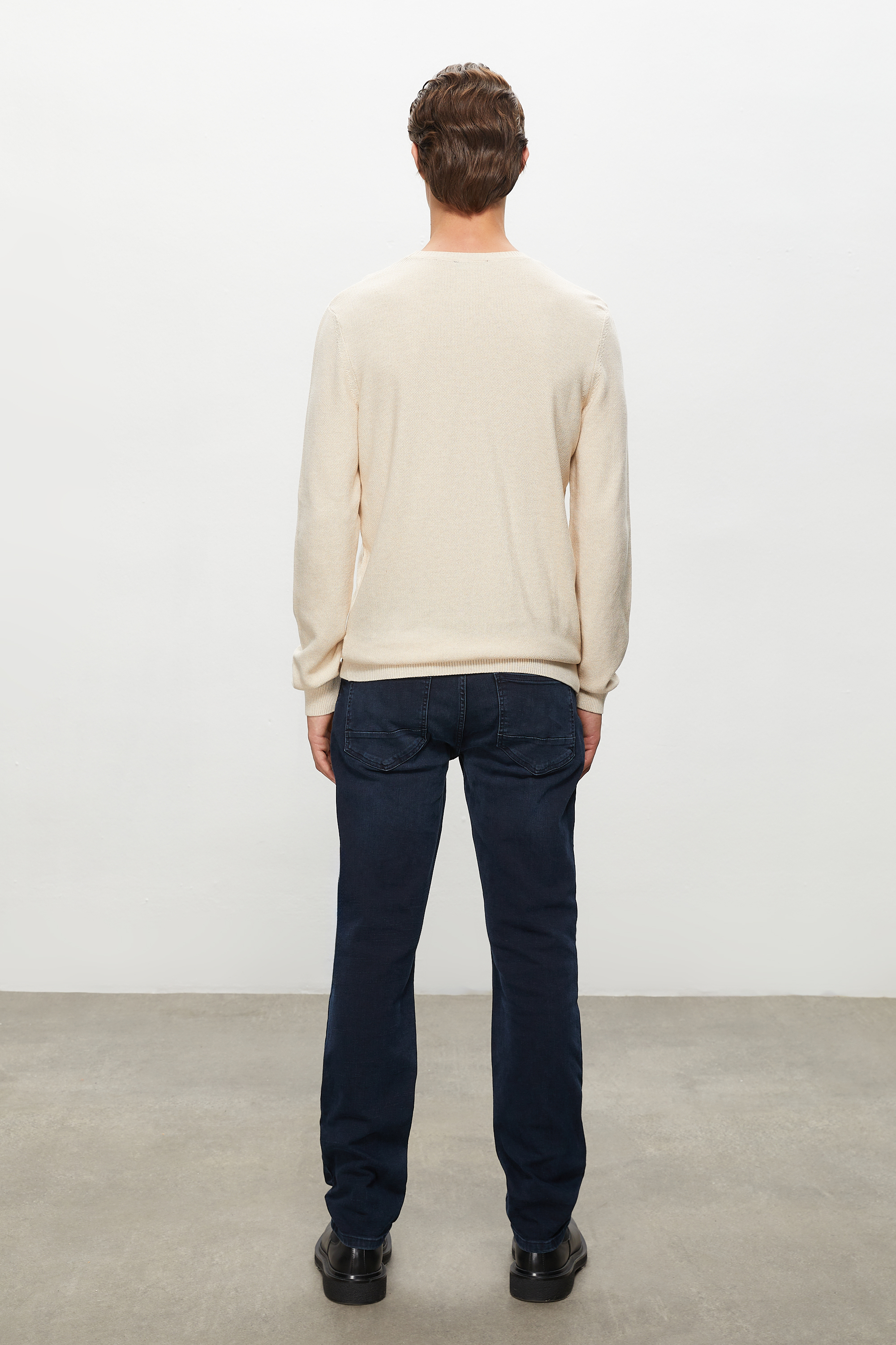 BİSİKLET YAKA TRİKO KAZAK