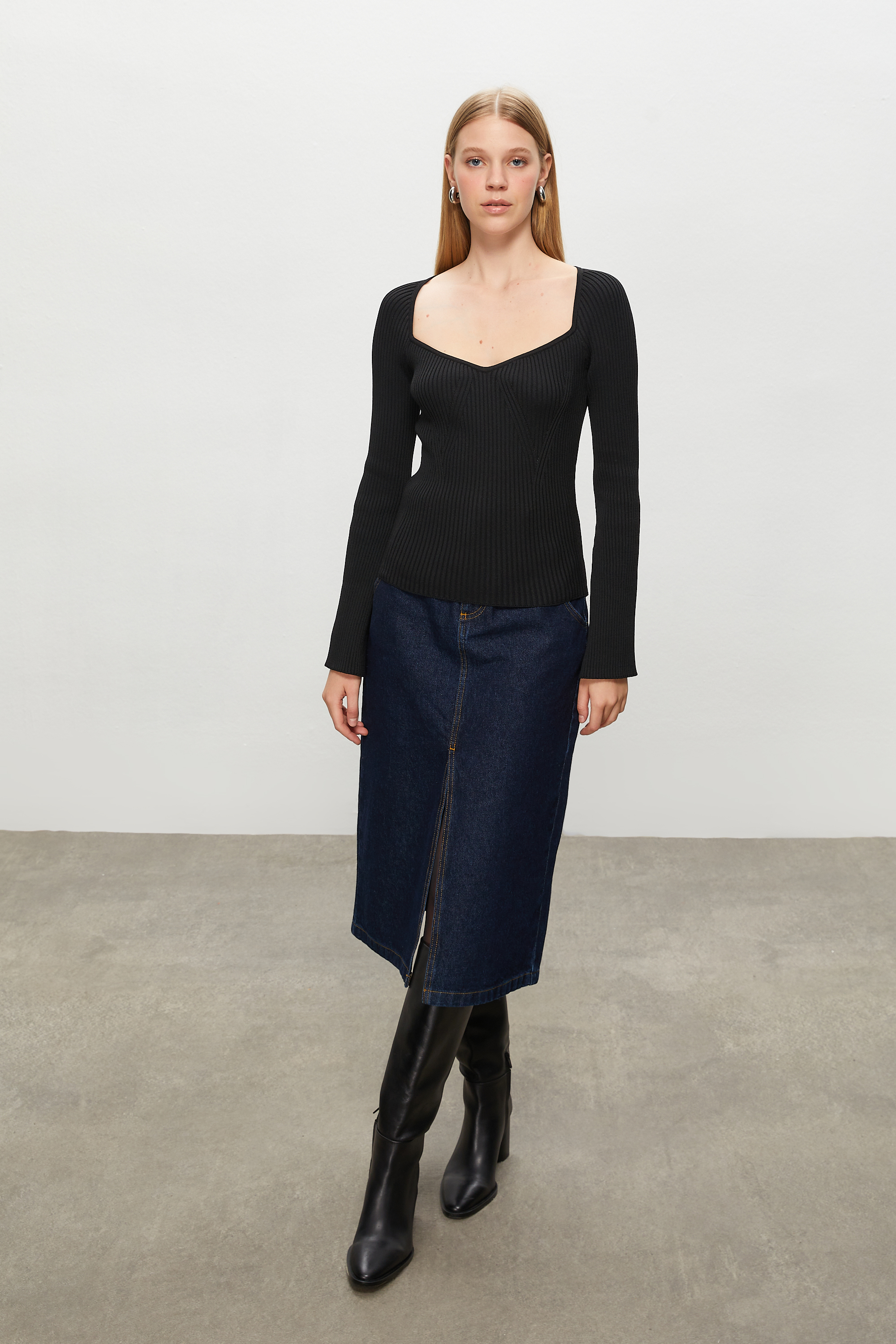 FİTİLLİ AÇIK YAKA TRİKO KAZAK