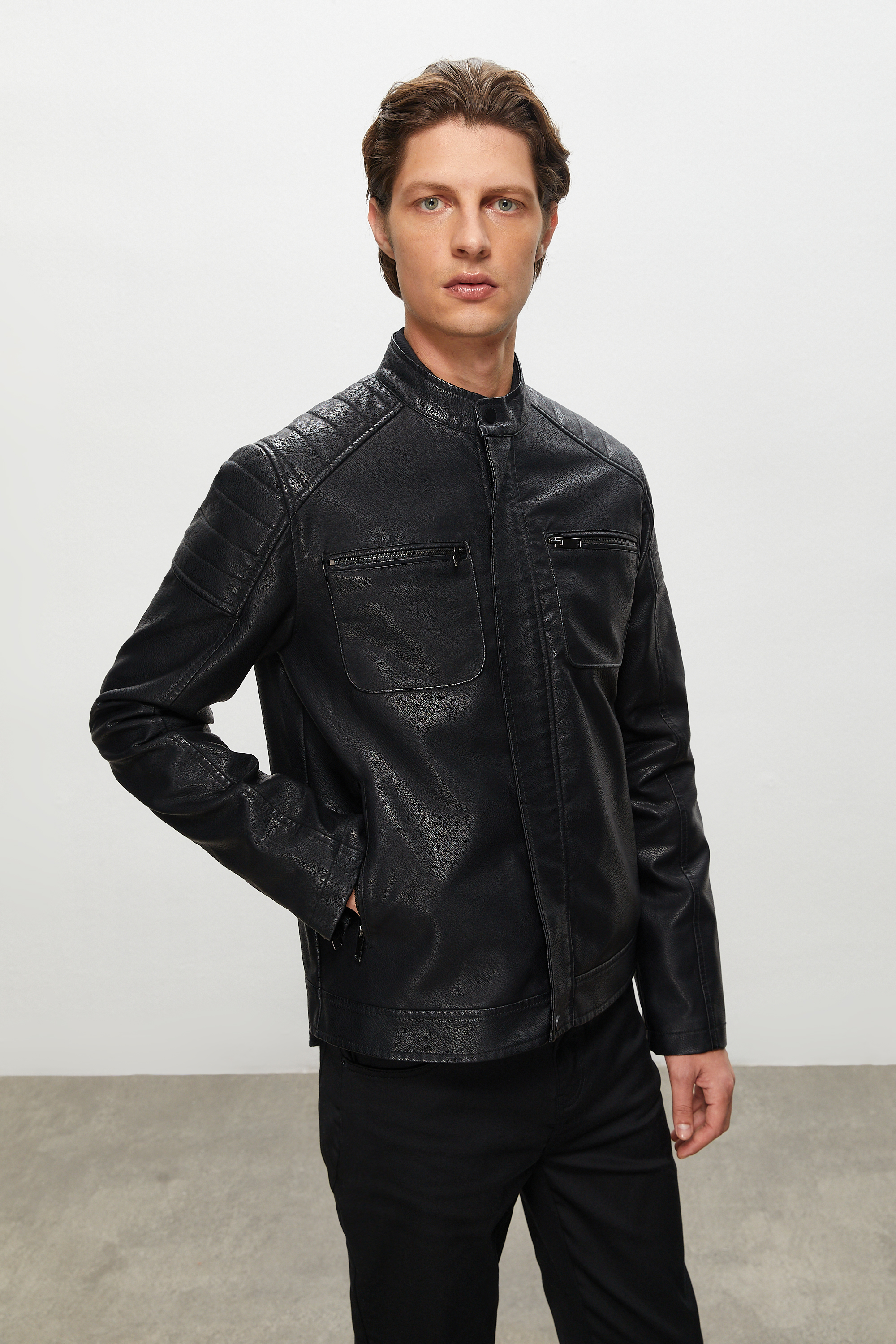 DERİ GÖRÜNÜMLÜ CASUAL CEKET