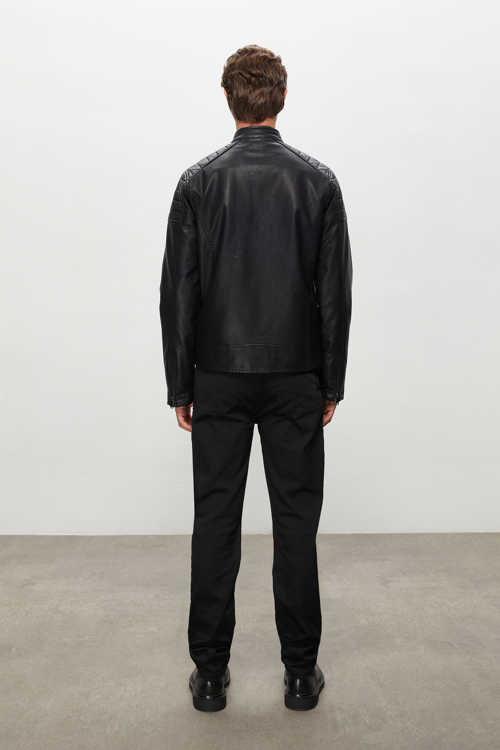 DERİ GÖRÜNÜMLÜ CASUAL CEKET