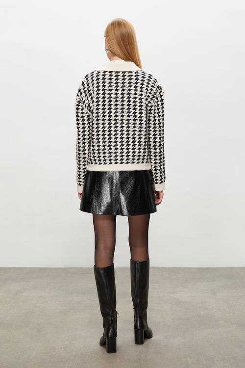  JAKARLI KAZAYAĞI TRİKO CEKET