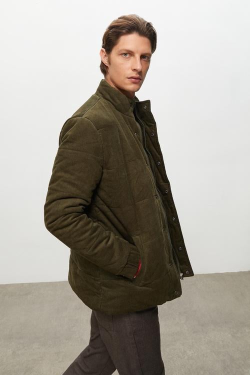  KADİFE DOKULU DİK YAKA ŞİŞME MONT