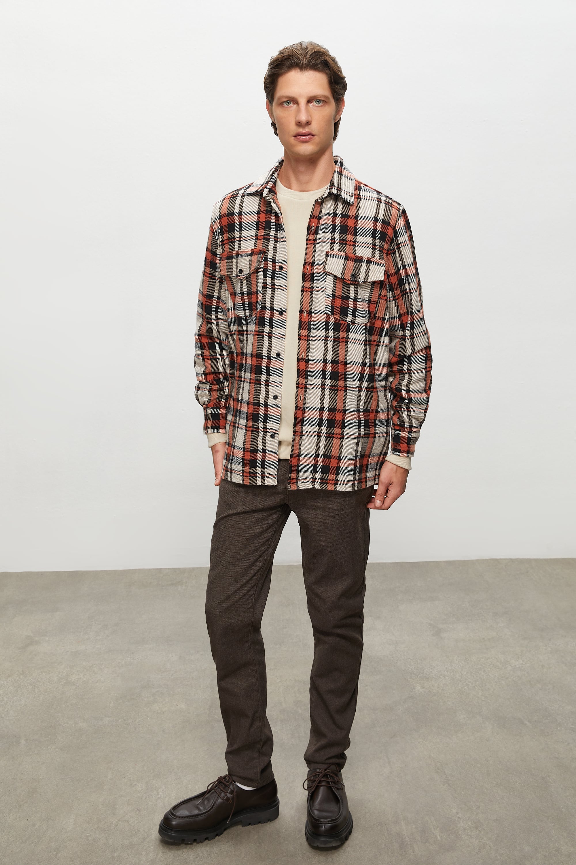 EKOSELİ REGULAR FIT GÖMLEK