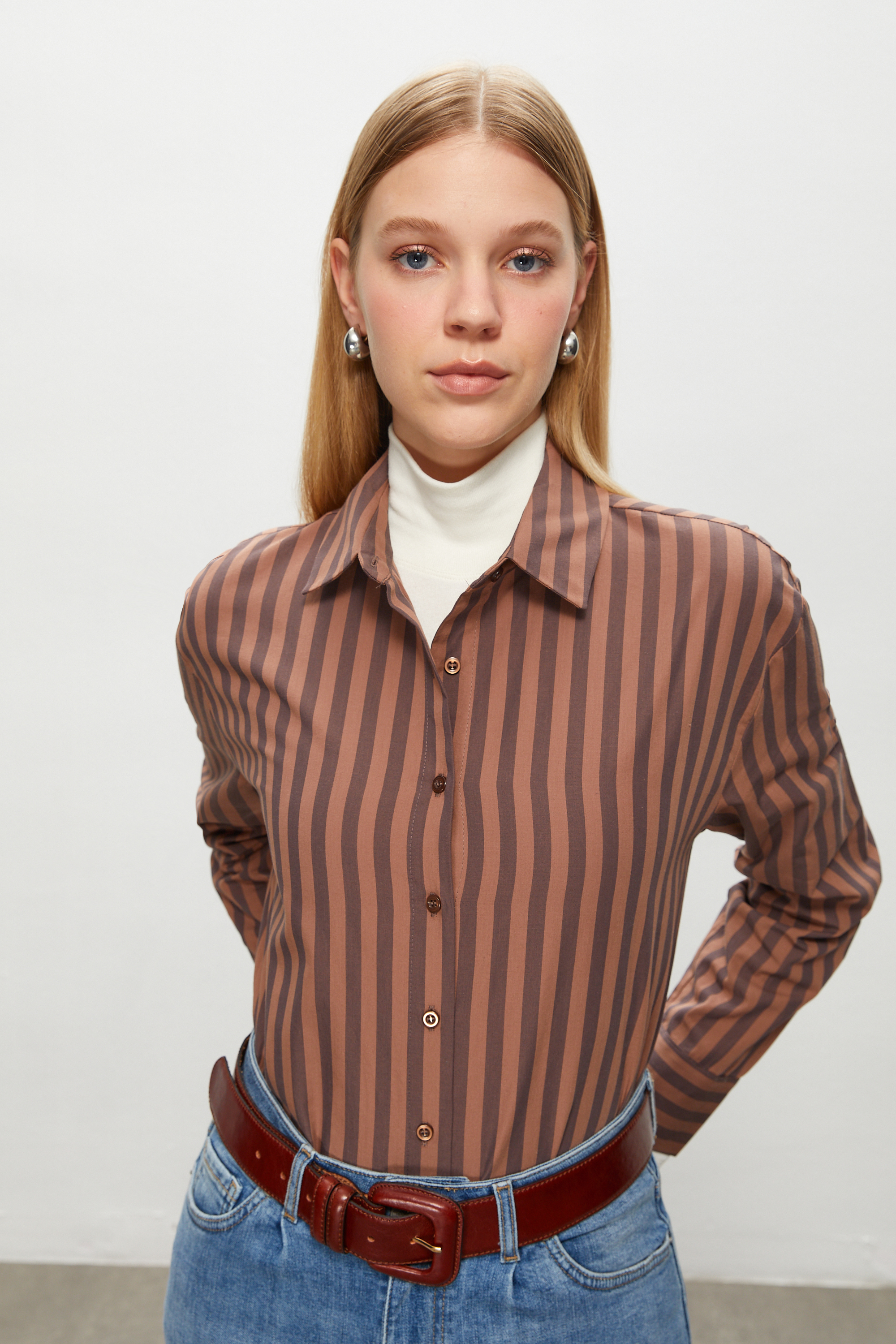 ÇİZGİLİ REGULAR FIT GÖMLEK