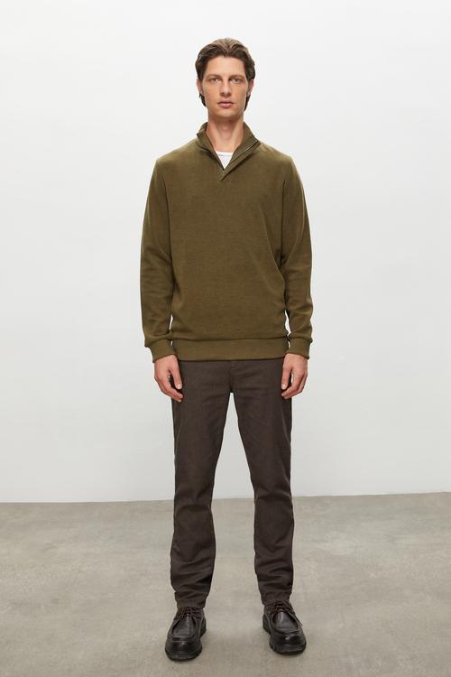  DİK YAKA SWEATSHIRT