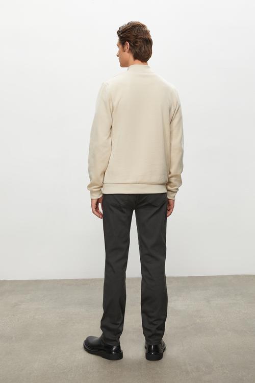  DÜĞMELİ DİK YAKA SWEATSHIRT