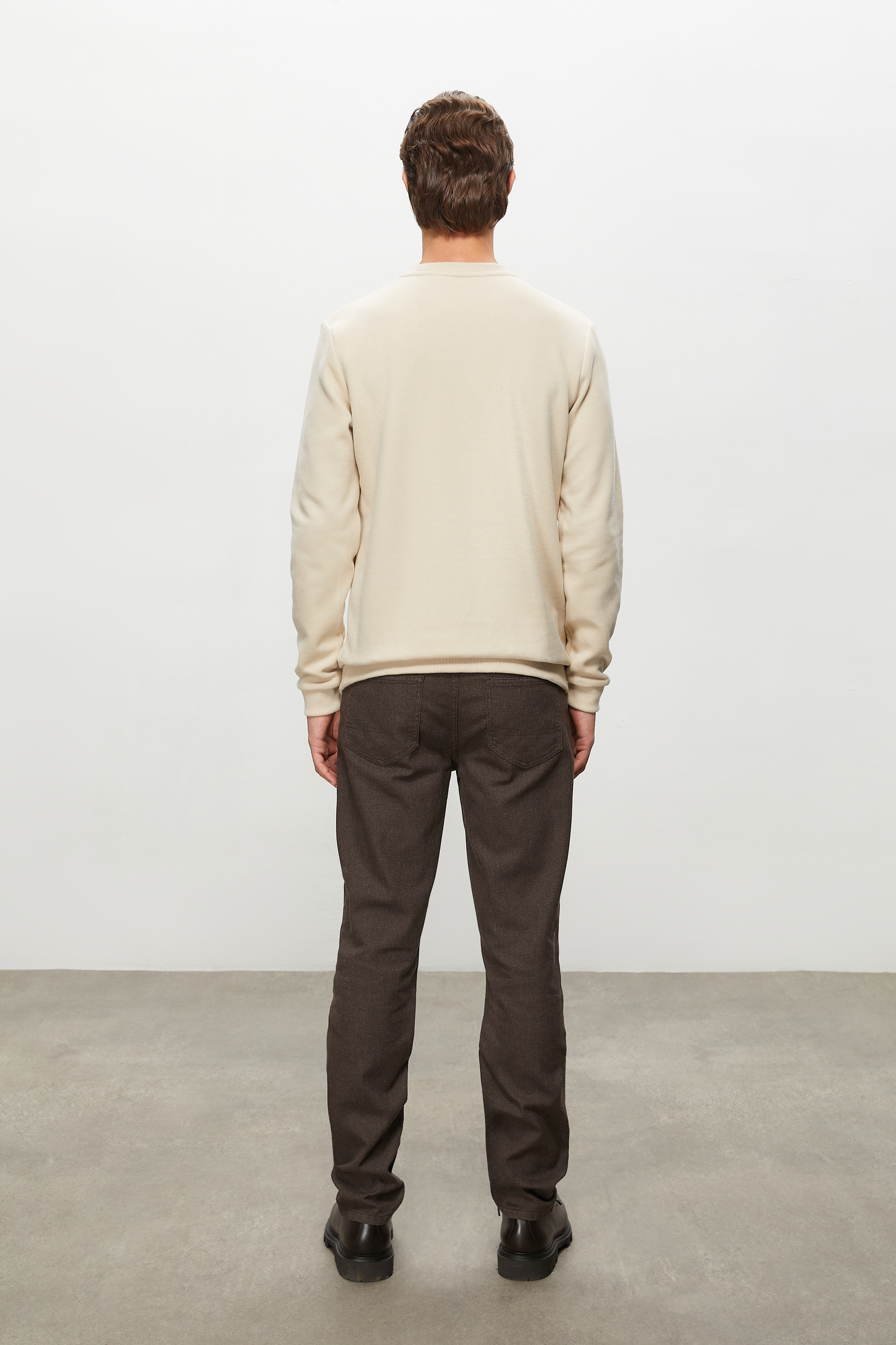 BİSİKLET YAKA SWEATSHIRT