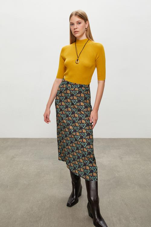  DESENLİ A FORM MİDİ ETEK