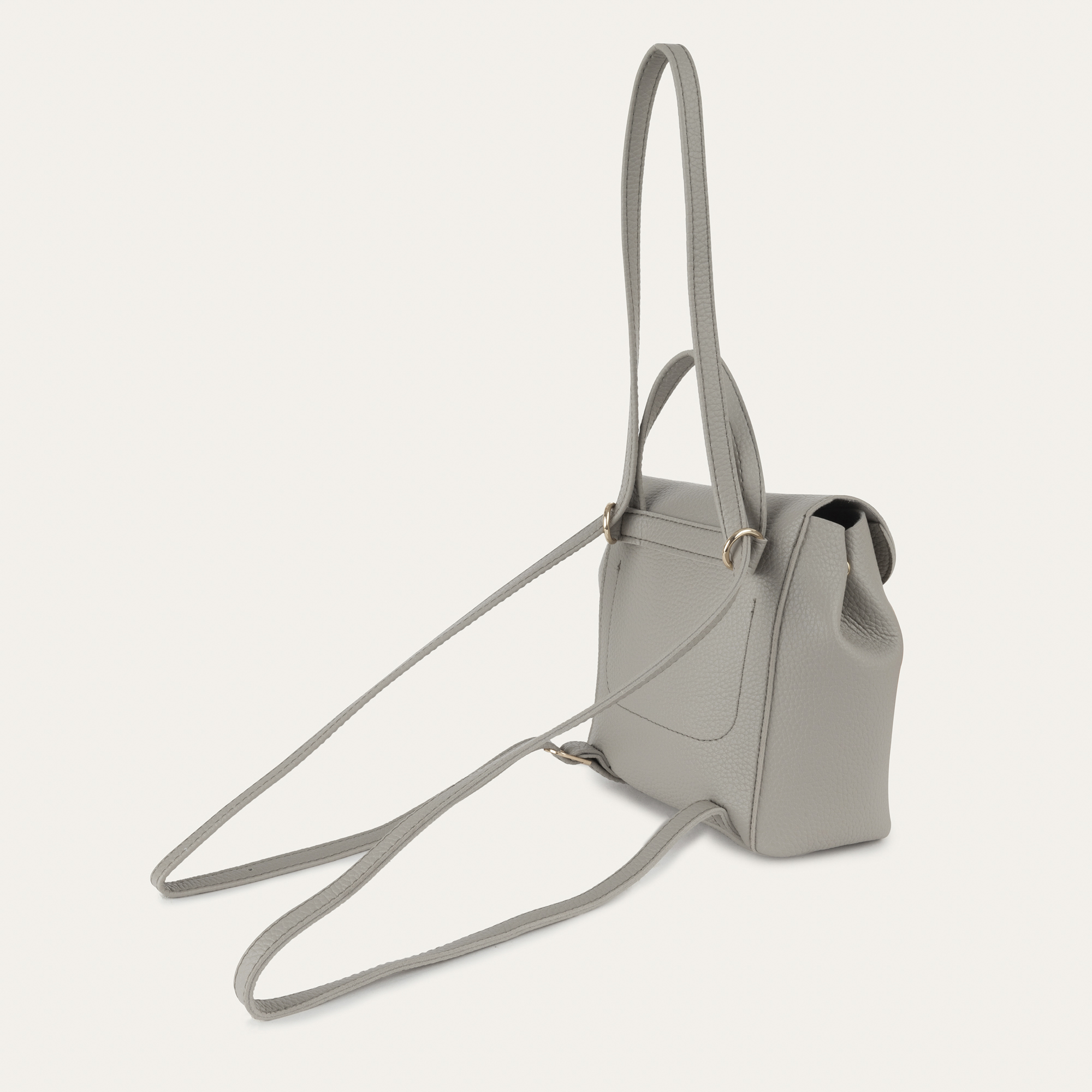 DERİ GÖRÜNÜMLÜ SIRT ÇANTASI