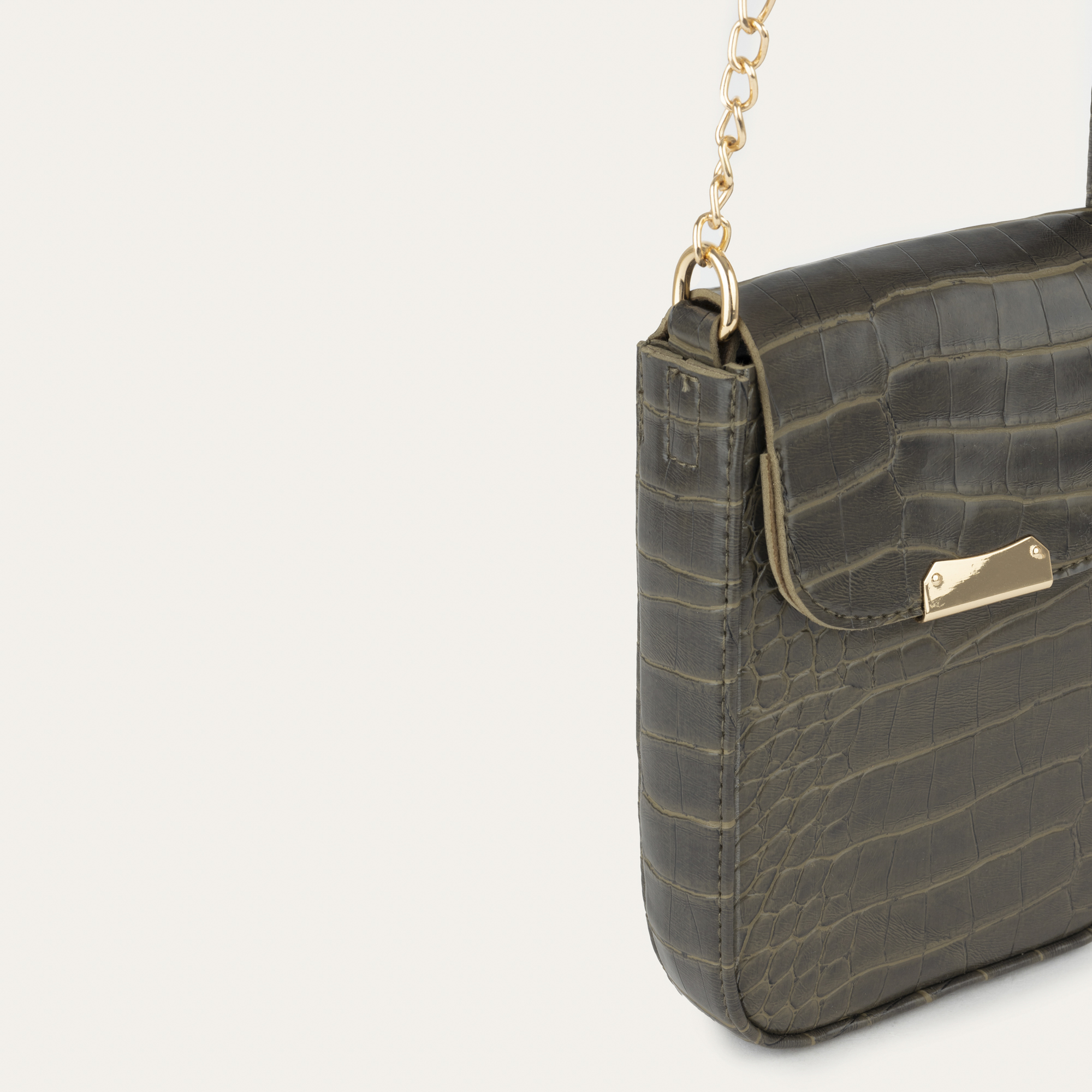 ZİNCİR ASKILI DERİ GÖRÜNÜMLÜ TELEFON ÇANTASI