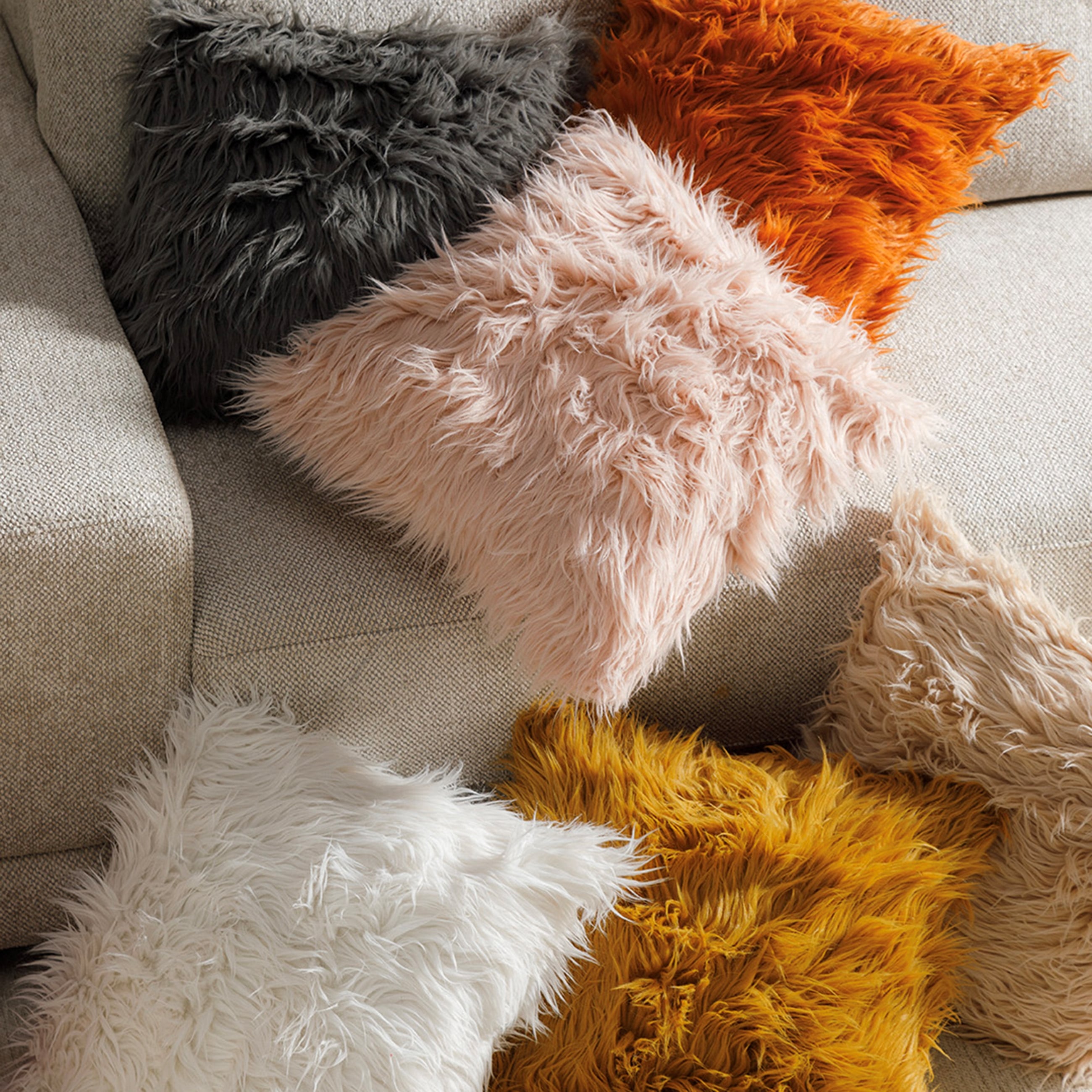 BONITA KIRIK BEYAZ PELÜŞ KIRLENT 45X45 CM