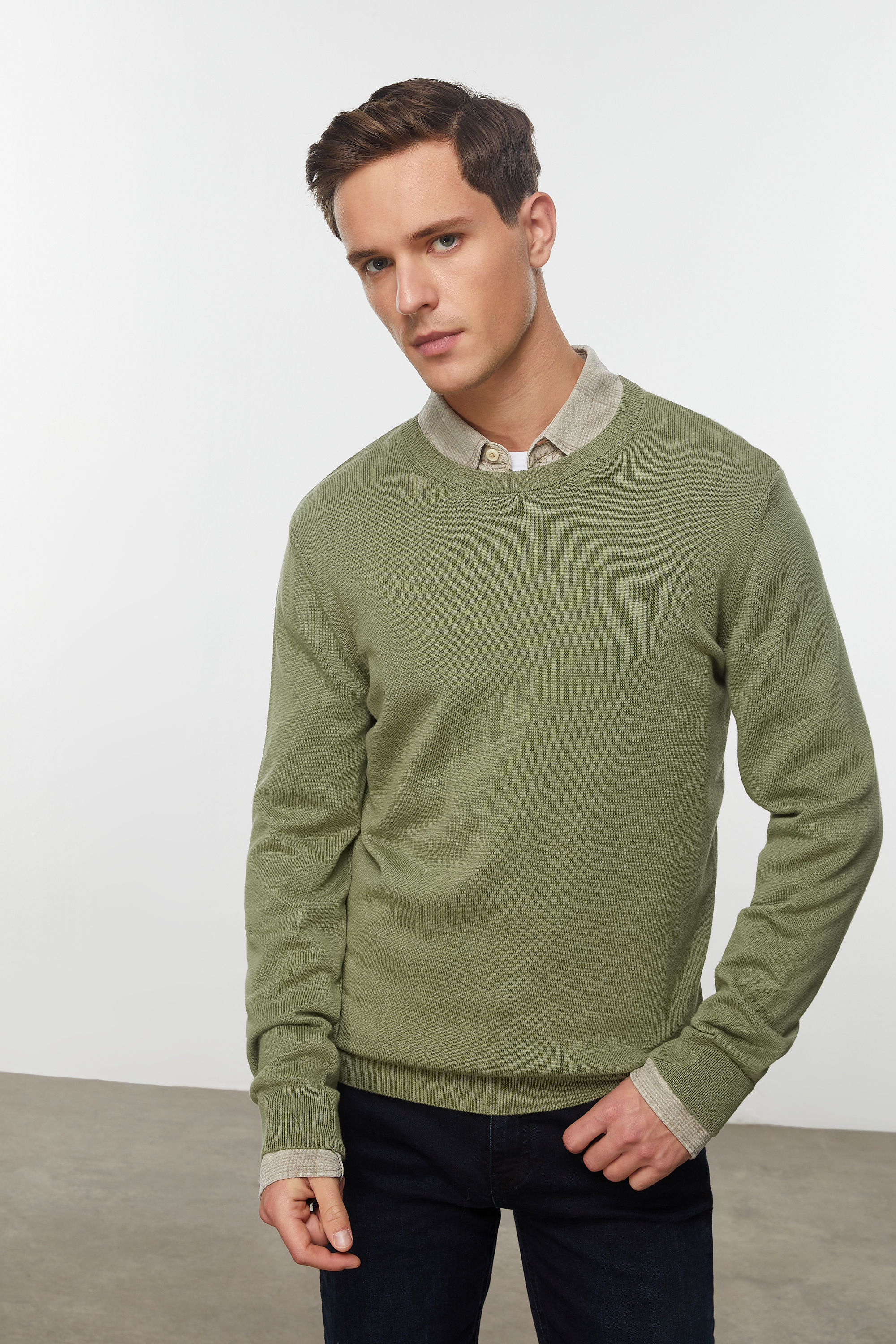 BİSİKLET YAKA TRİKO KAZAK