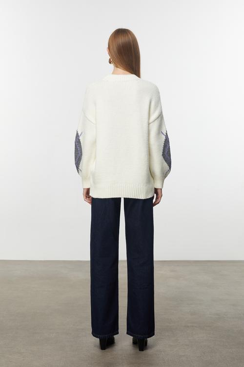  BAKLAVA JAKARLI TRİKO KAZAK