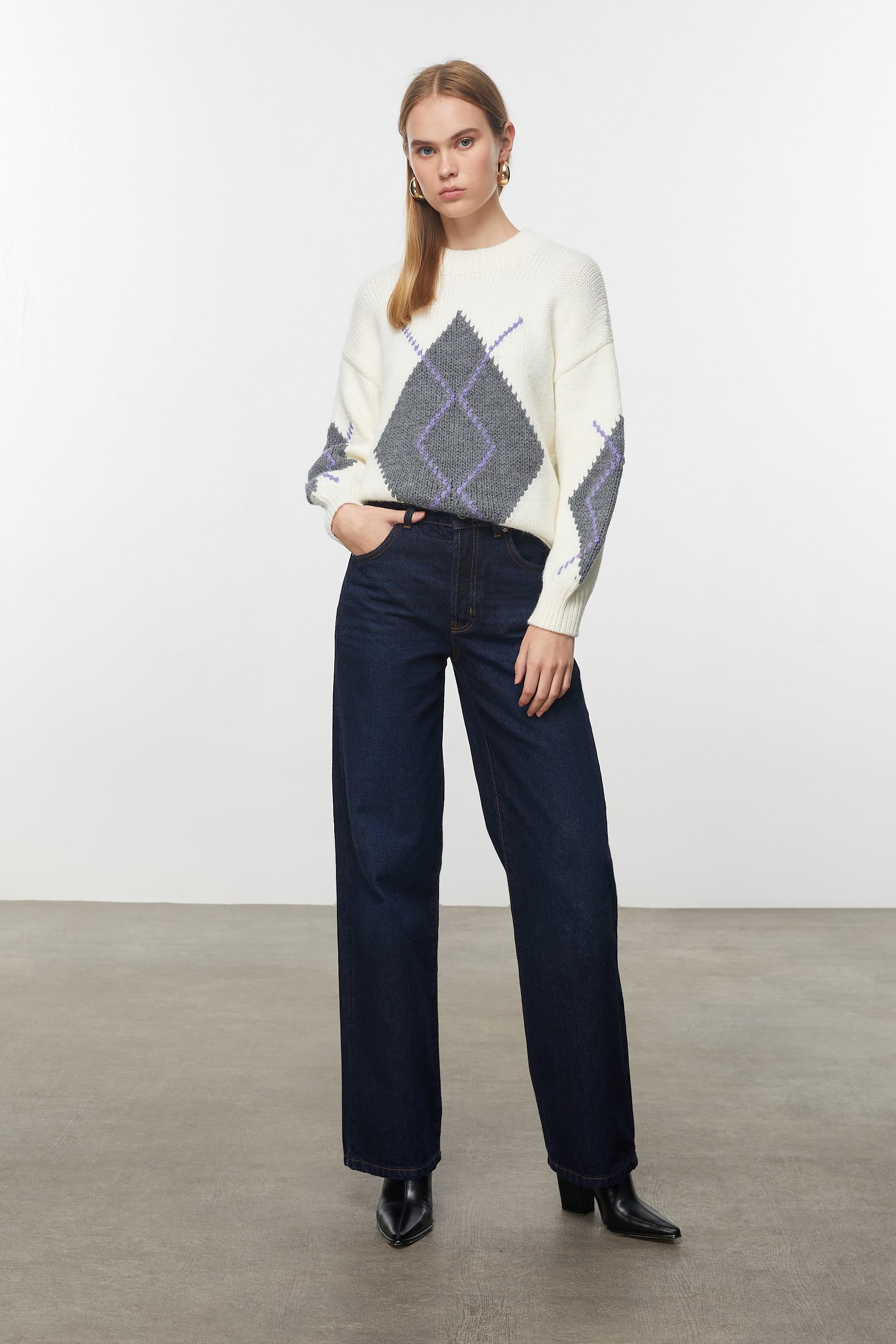 BAKLAVA JAKARLI TRİKO KAZAK