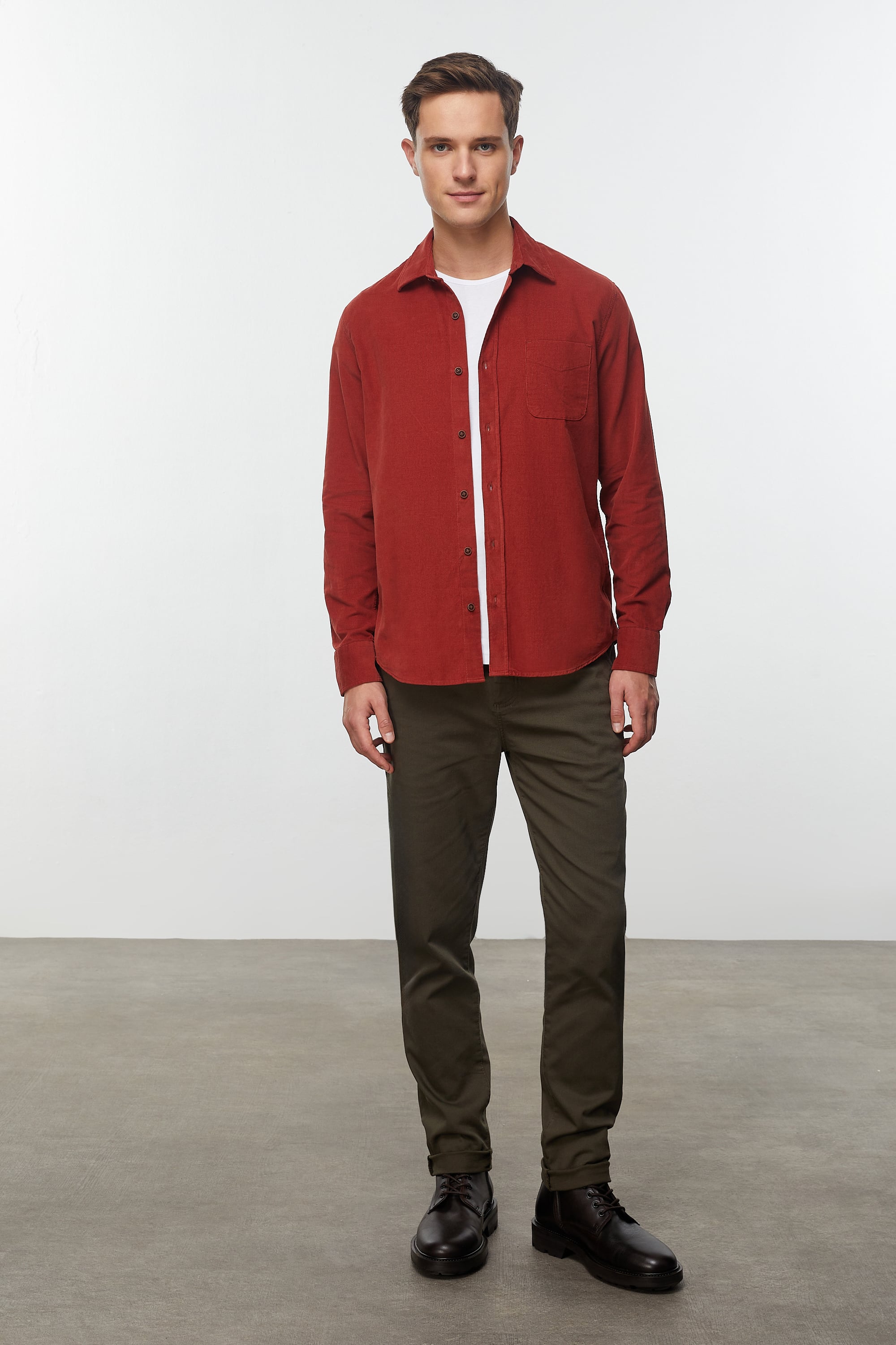 REGULAR FIT KADİFE GÖMLEK