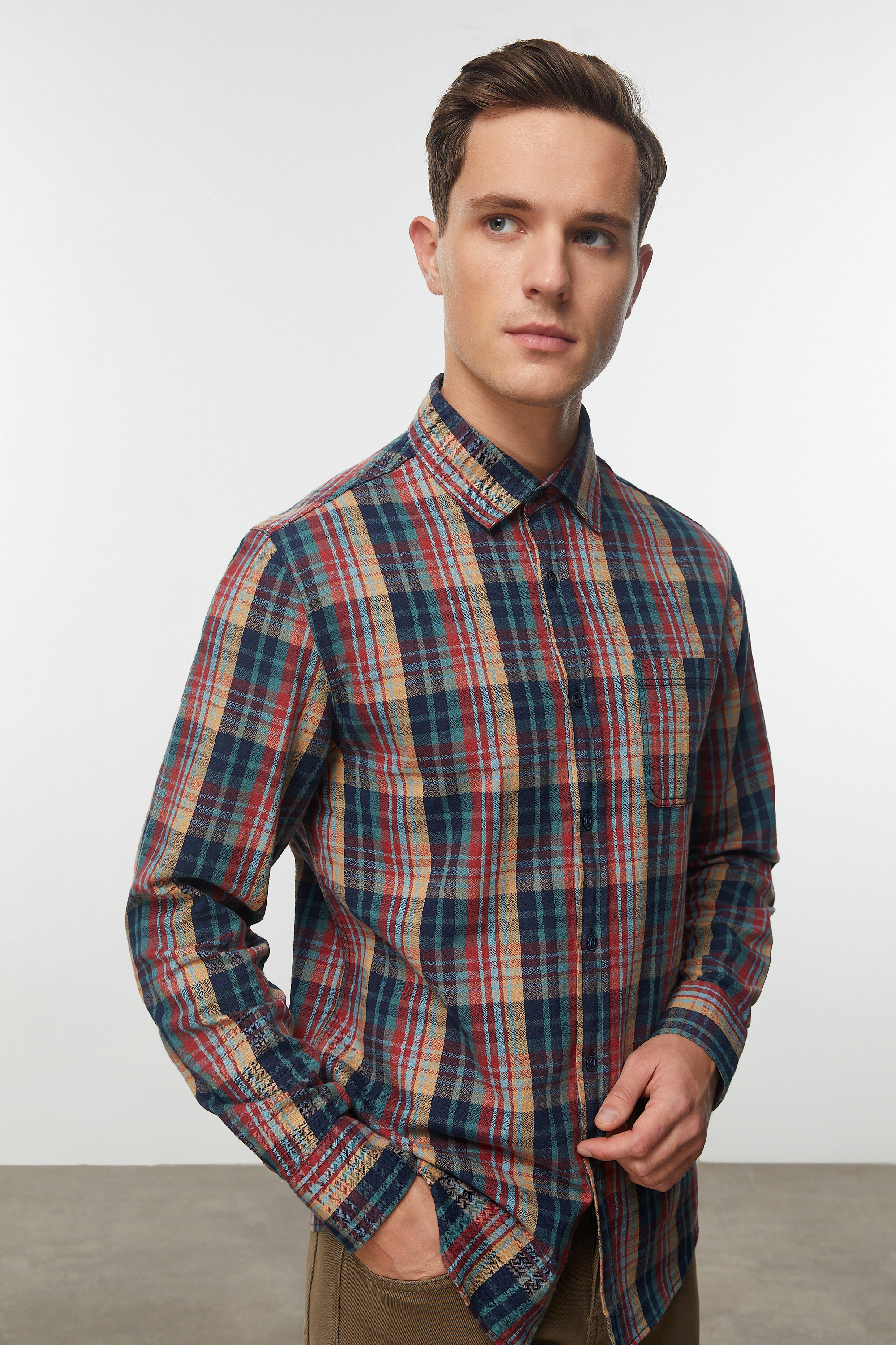 EKOSELİ REGULAR FIT GÖMLEK