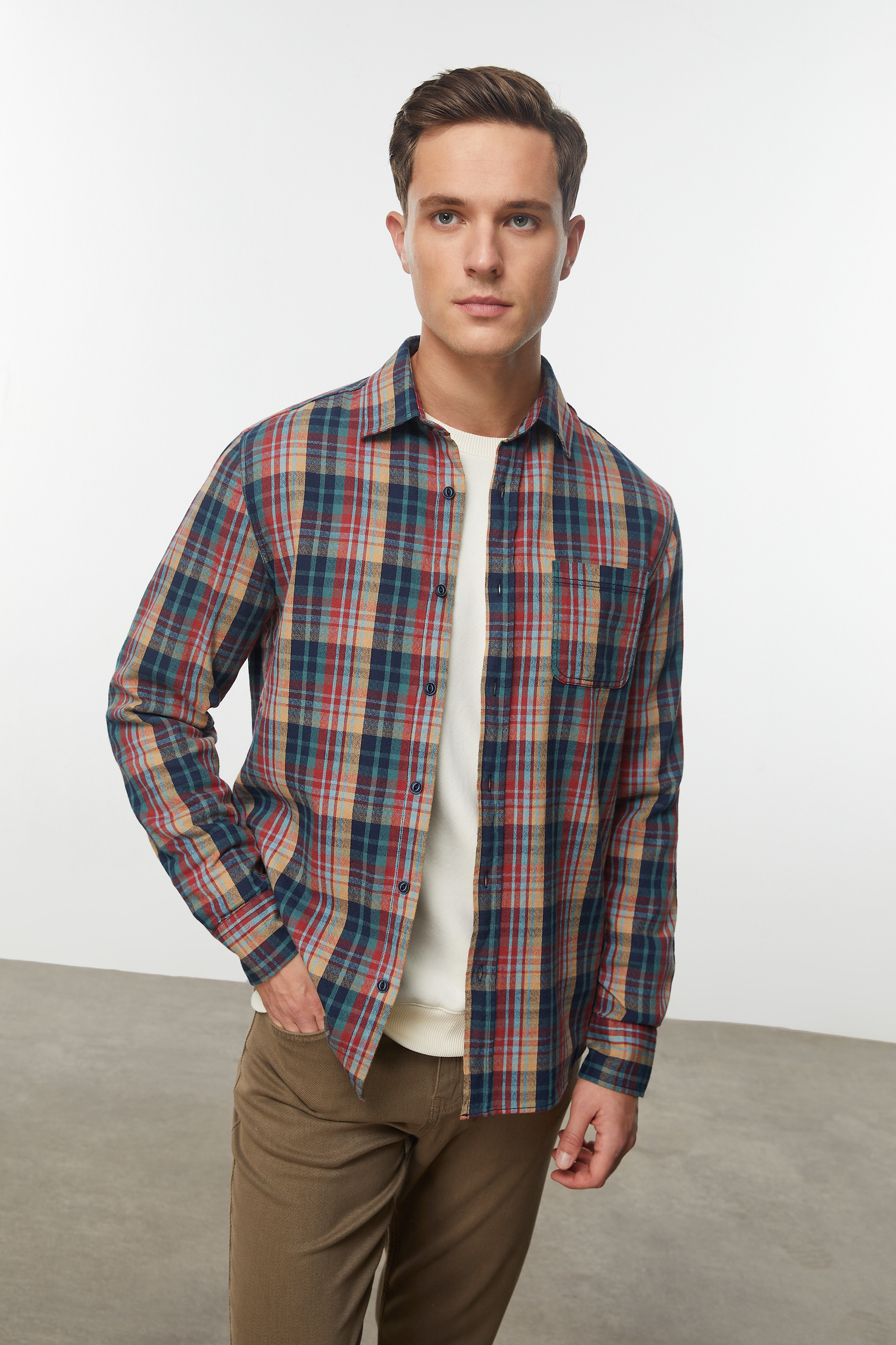 EKOSELİ REGULAR FIT GÖMLEK