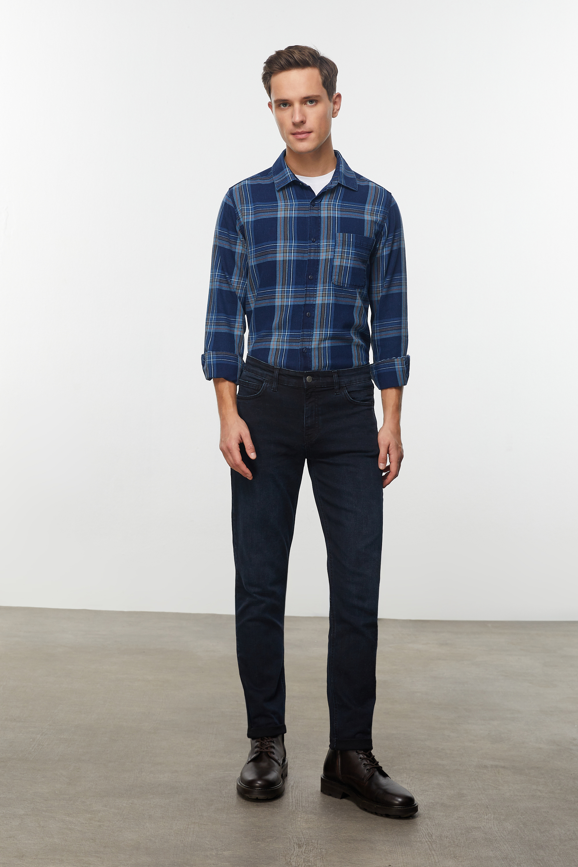 PAMUKLU EKOSELİ REGULAR FIT GÖMLEK