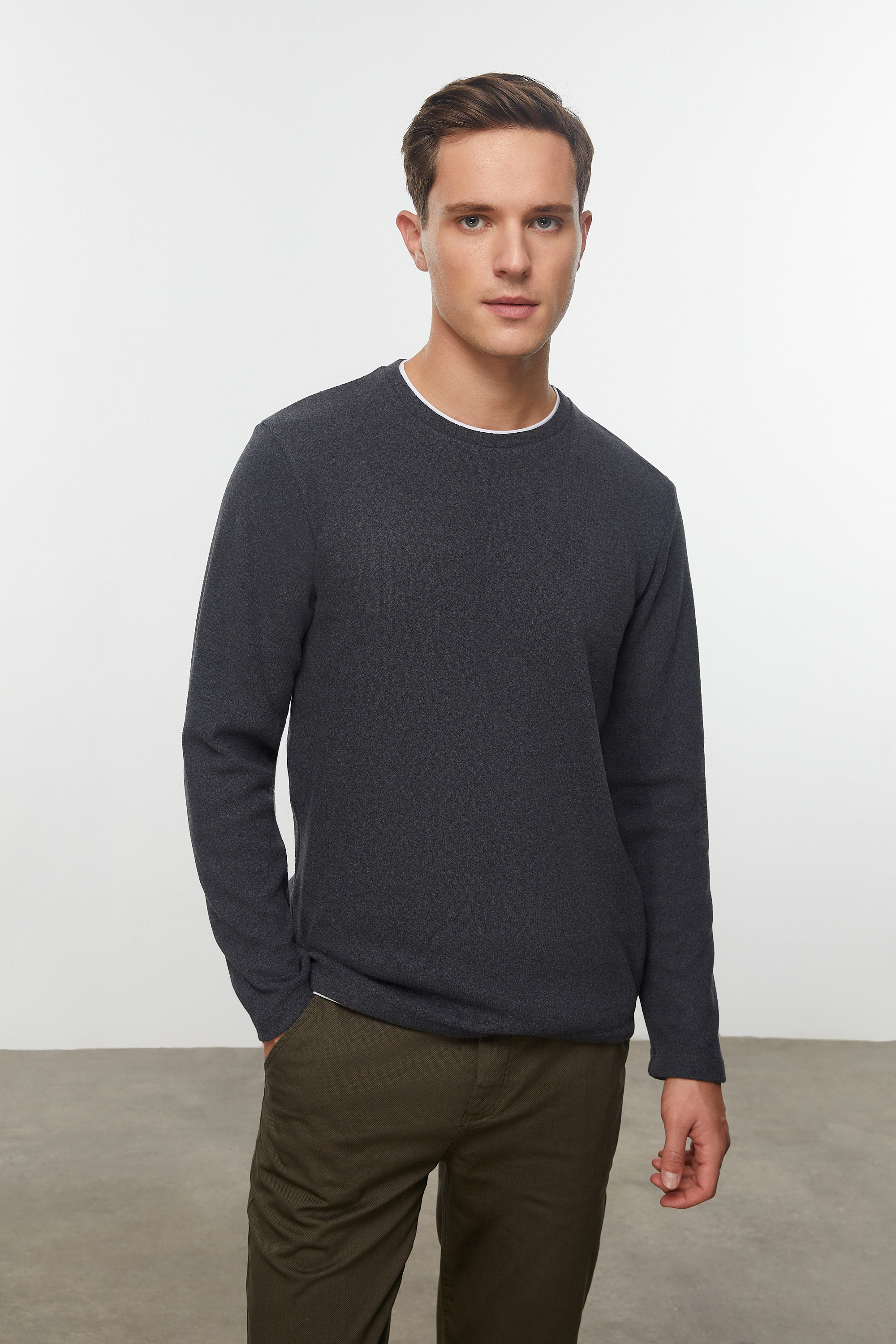 BİSİKLET YAKA SWEATSHIRT