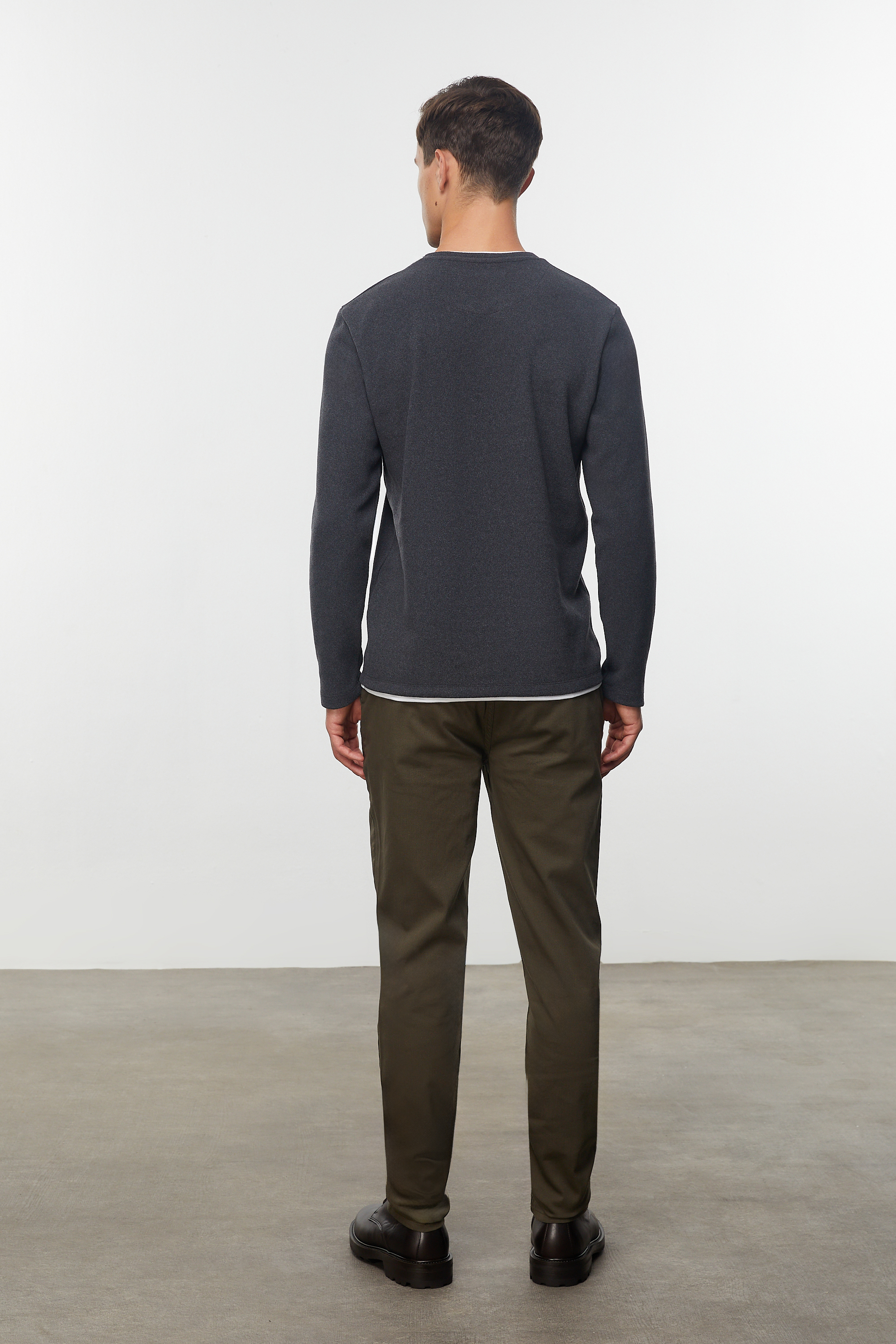 BİSİKLET YAKA SWEATSHIRT