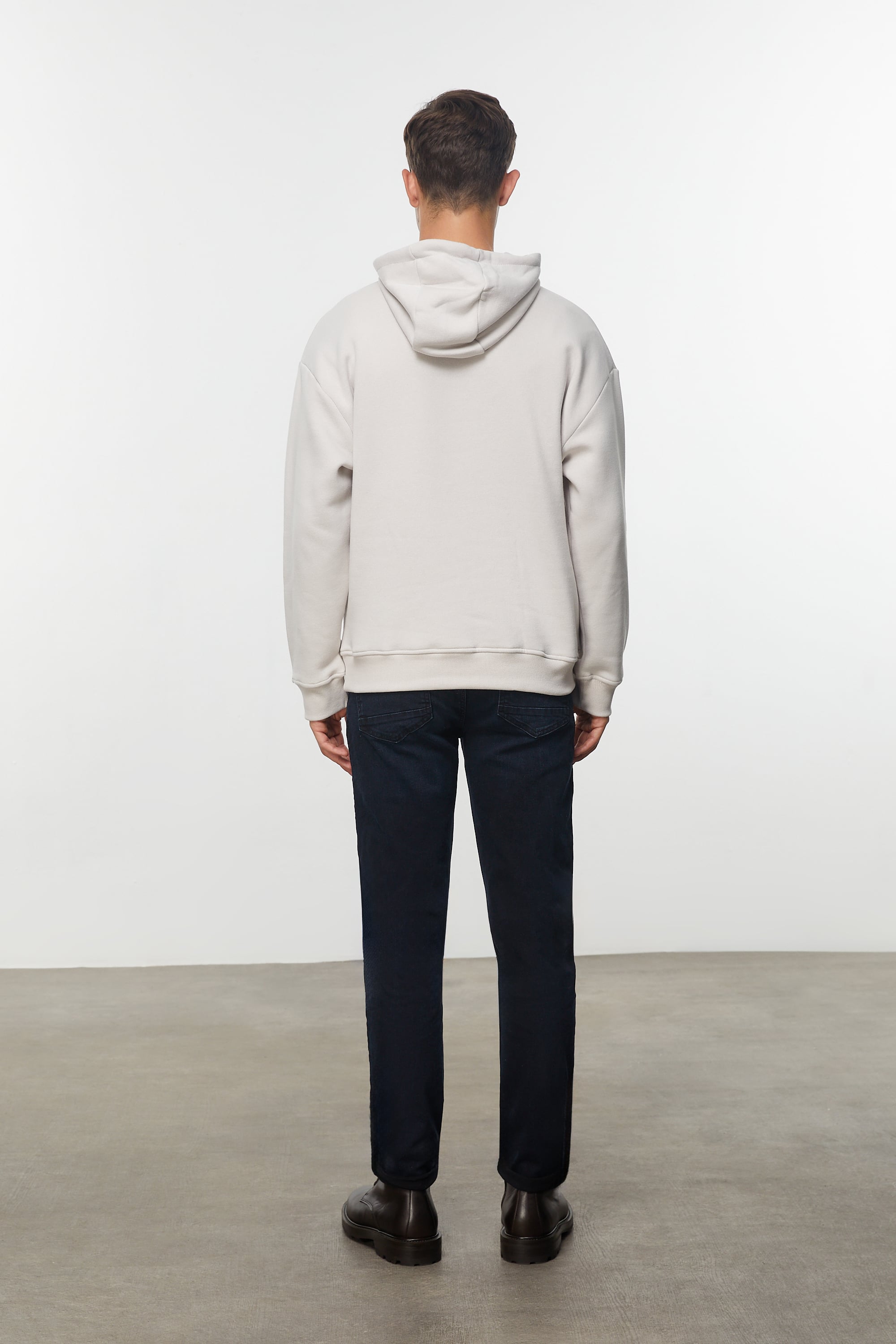 KAPÜŞONLU SWEATSHIRT