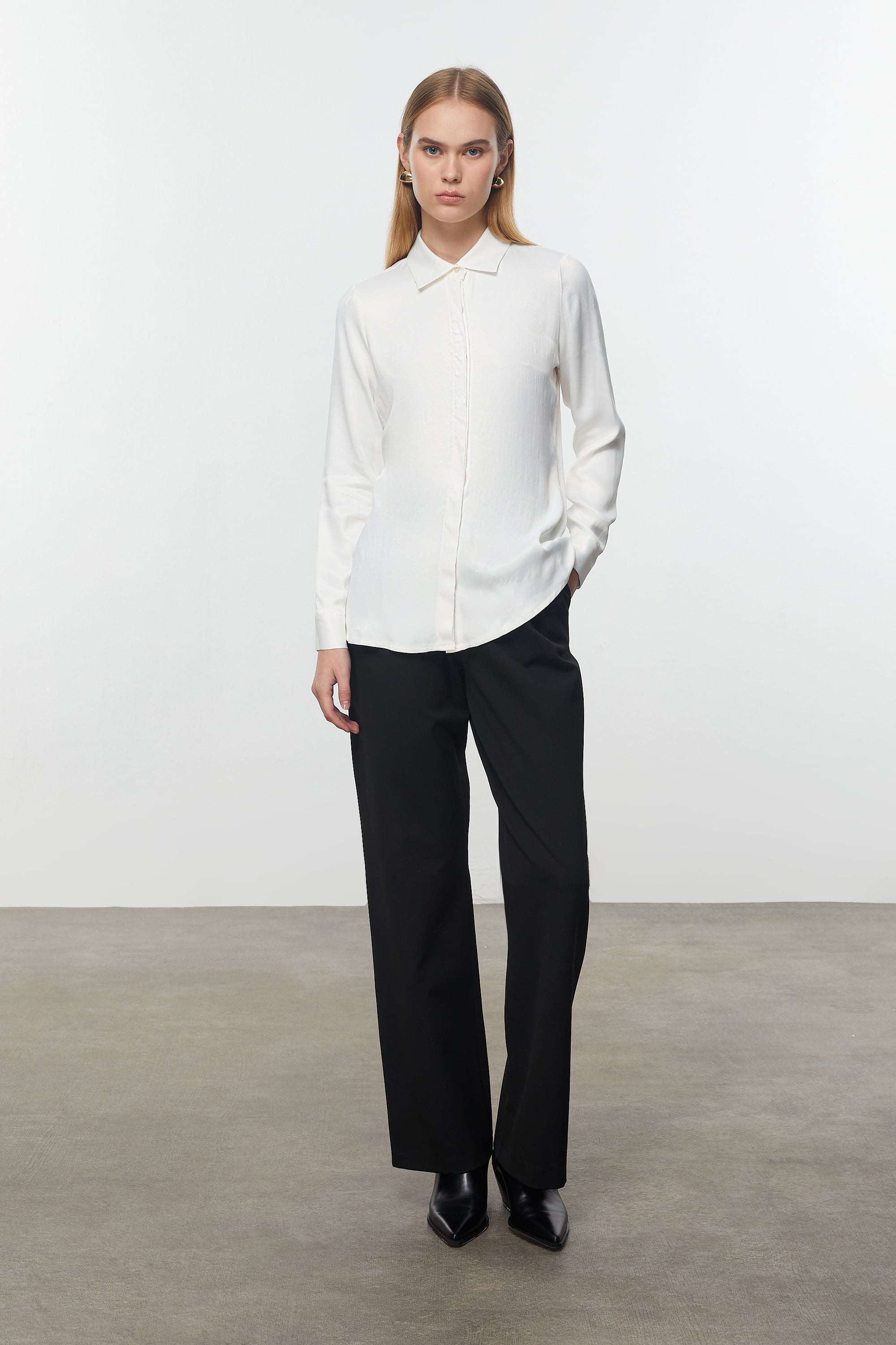 REGULAR FIT SMART GÖMLEK