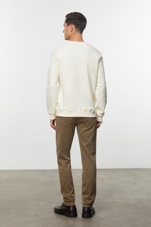  NAKIŞ DETAYLI BİSİKLET YAKA SWEATSHIRT