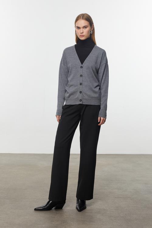  V YAKA MERİNO YÜN HIRKA