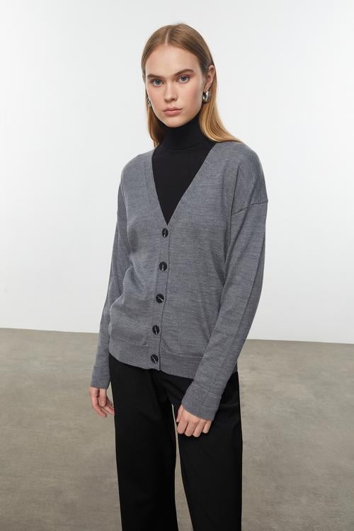  V YAKA MERİNO YÜN HIRKA