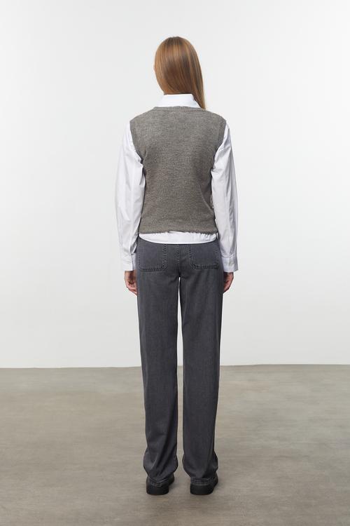  JAKARLI V YAKA SÜVETER