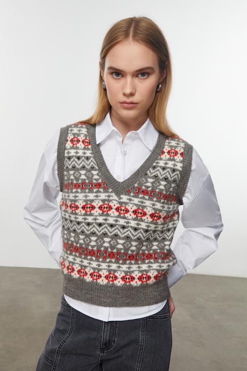  JAKARLI V YAKA SÜVETER