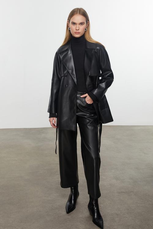  KUŞAKLI DERİ GÖRÜNÜMLÜ CEKET