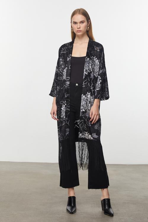  PÜSKÜL DETAYLI KADİFE DOKULU KAFTAN