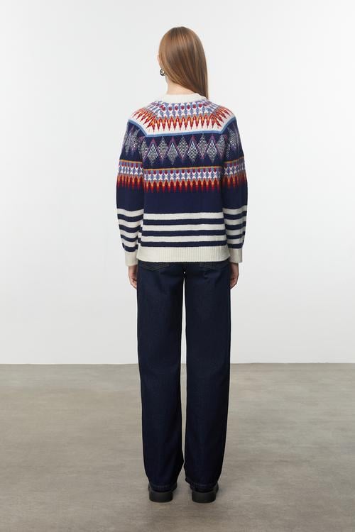  JAKARLI TRİKO KAZAK