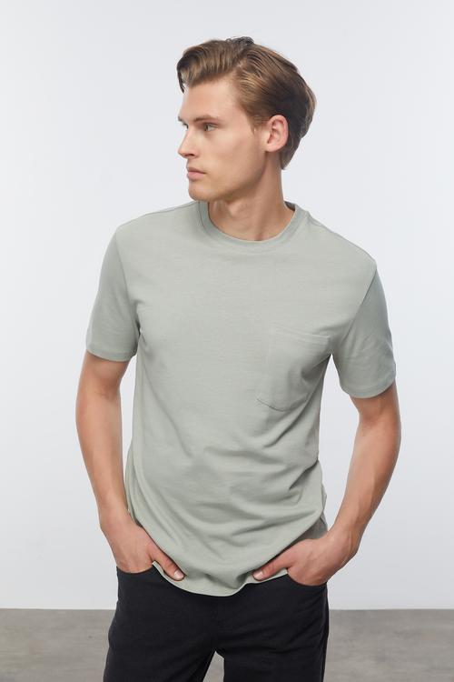  CEP DETAYLI BİSİKLET YAKA KISA KOLLU T-SHIRT