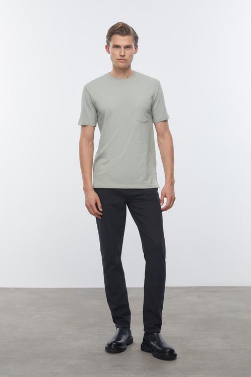  CEP DETAYLI BİSİKLET YAKA KISA KOLLU T-SHIRT