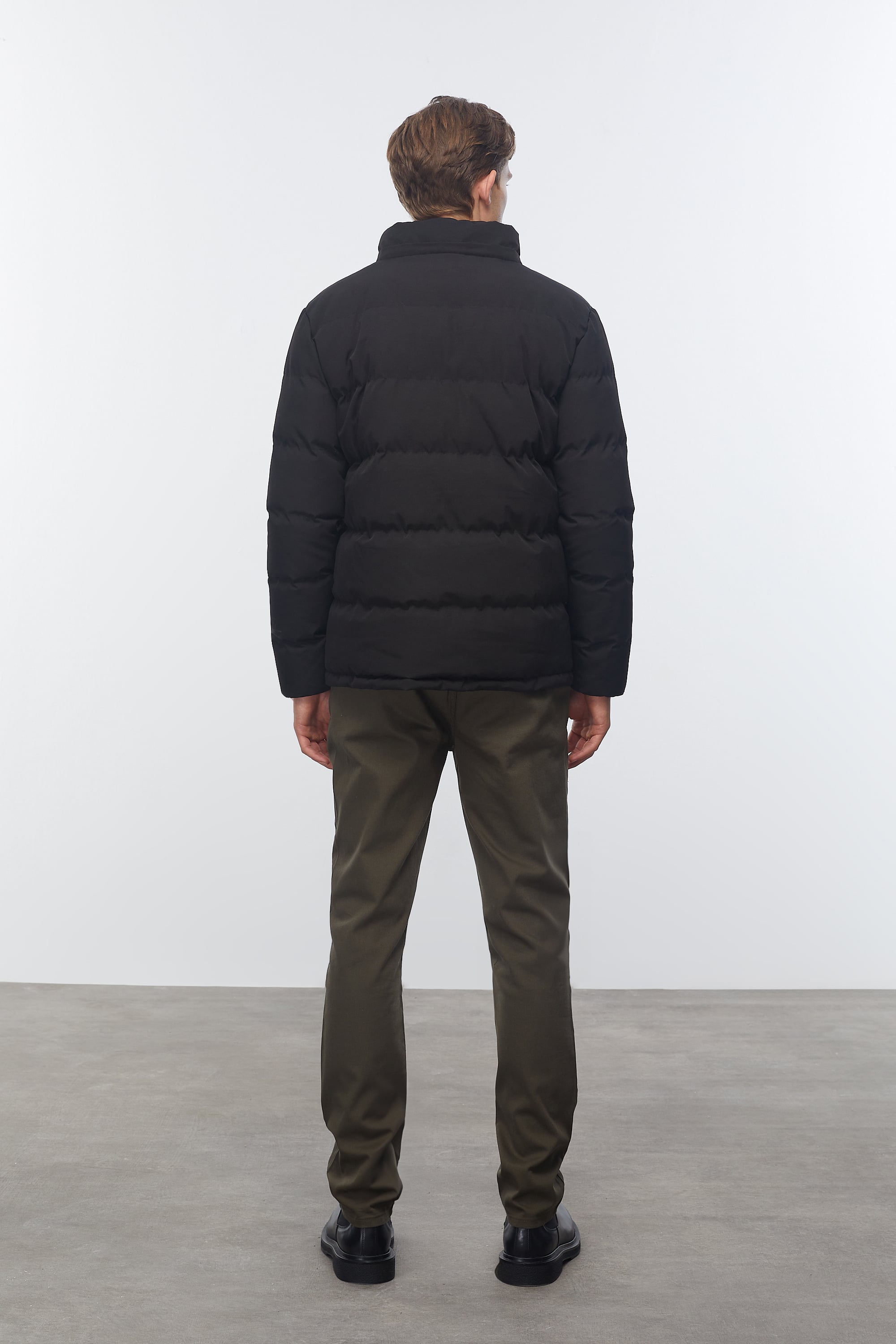 ÇIKARILABİLİR KAPÜŞONLU MONT