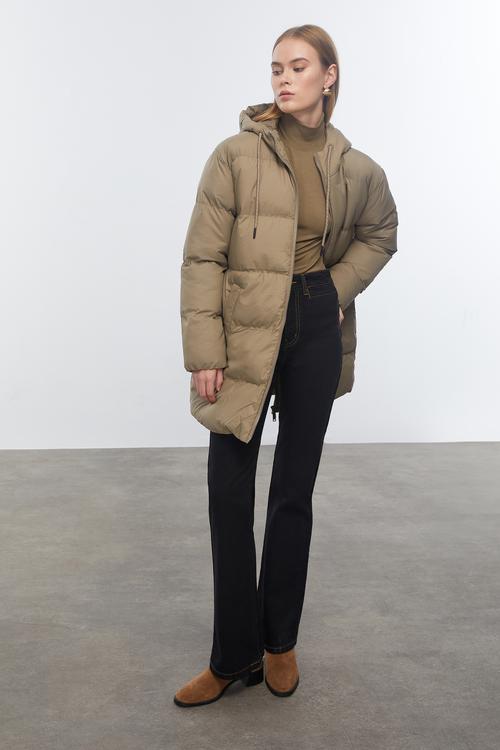  KAPÜŞONLU ŞİŞME MONT