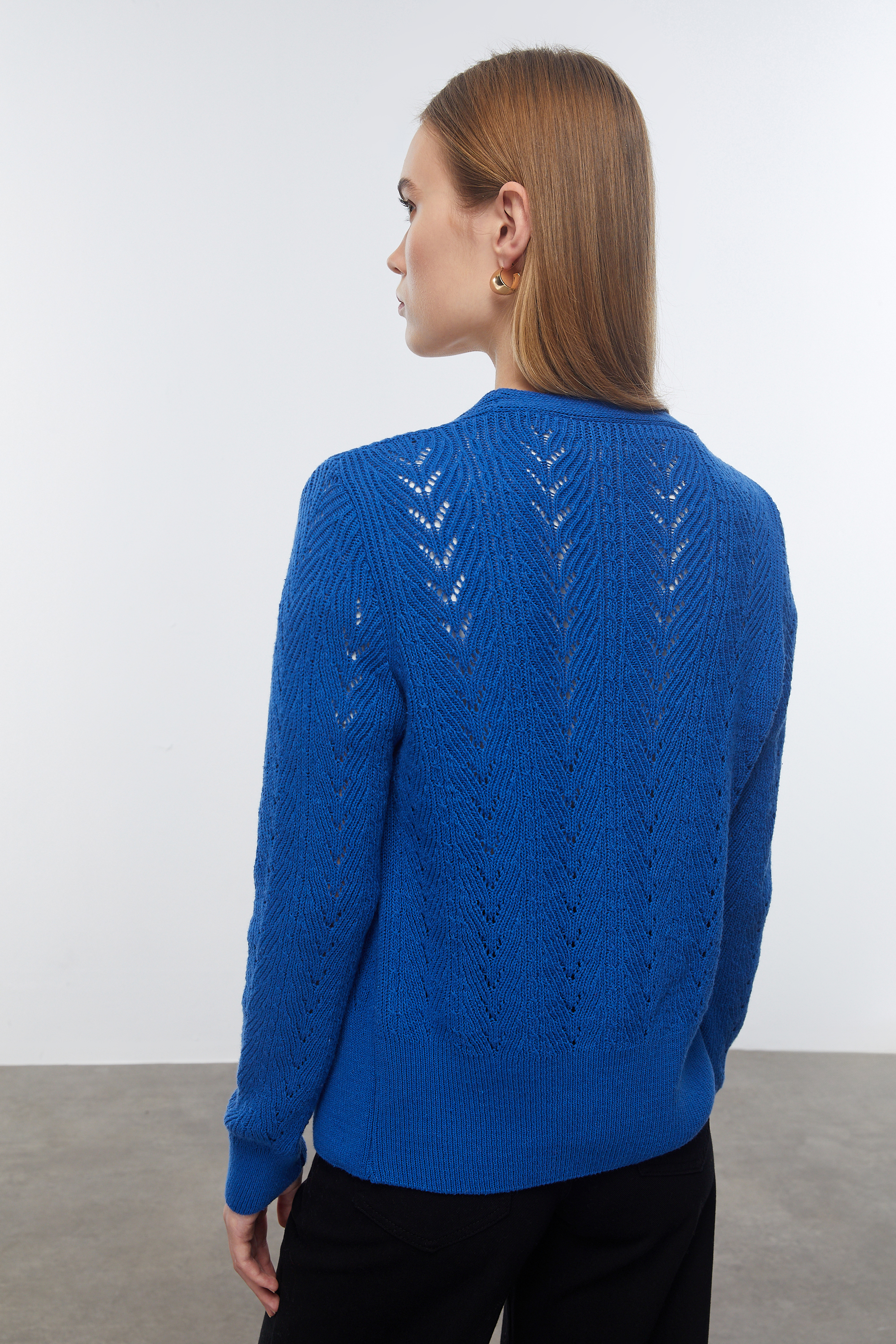 DÜĞMELİ V YAKA TRİKO HIRKA