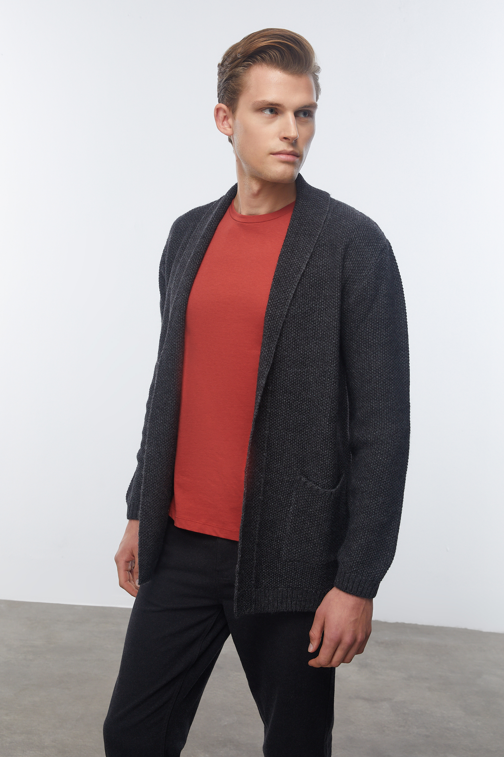 YÜN KARIŞIMLI ŞAL YAKA HIRKA