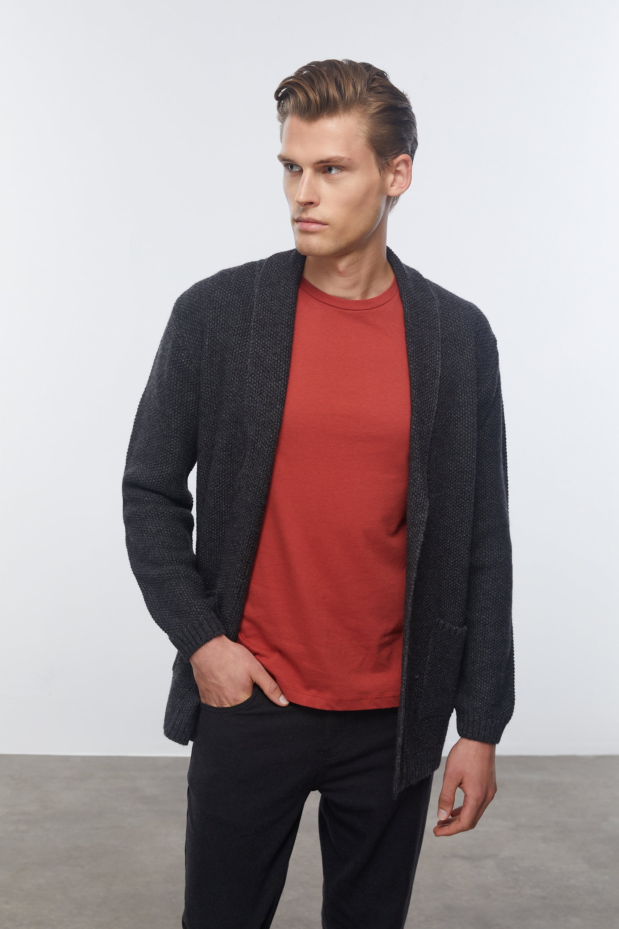 YÜN KARIŞIMLI ŞAL YAKA HIRKA