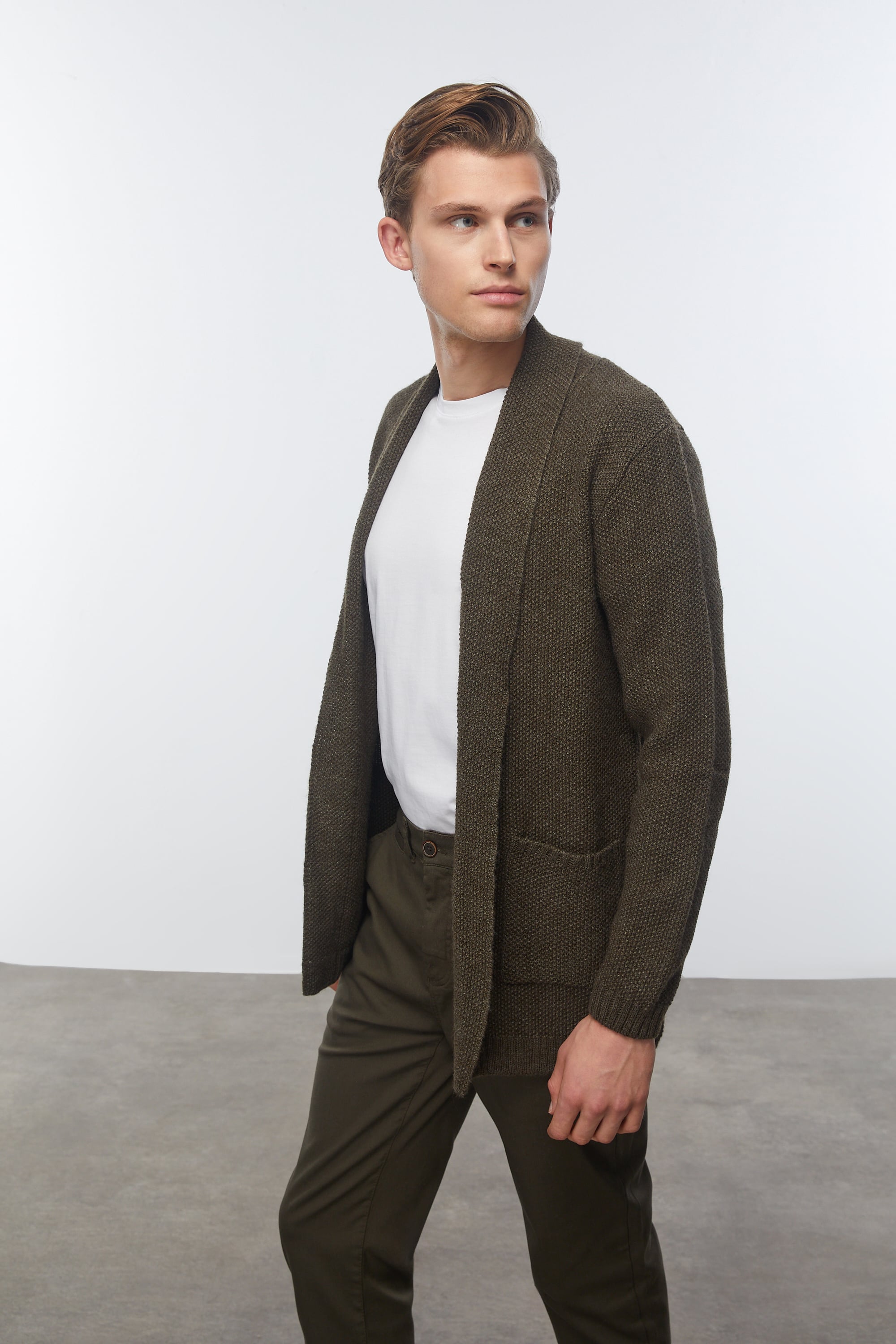 YÜN KARIŞIMLI ŞAL YAKA HIRKA