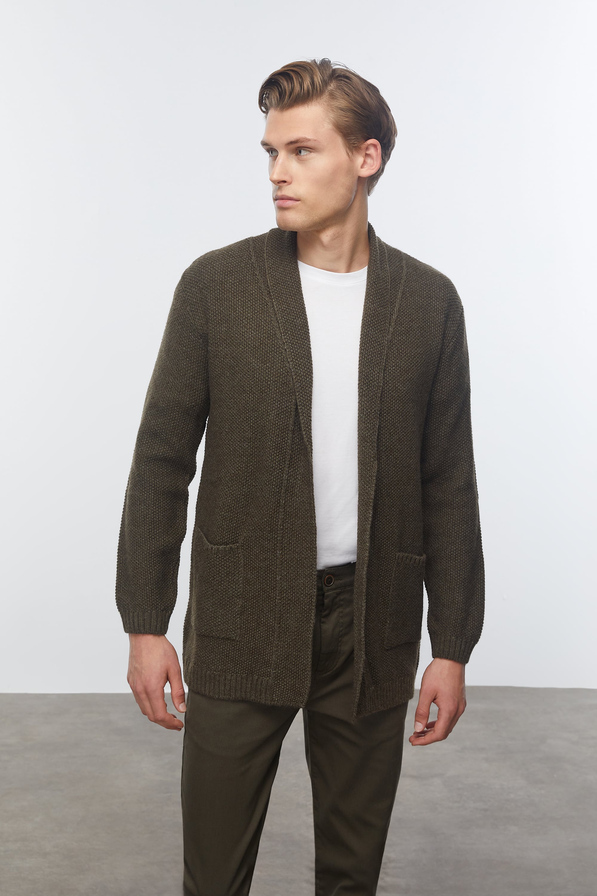 YÜN KARIŞIMLI ŞAL YAKA HIRKA