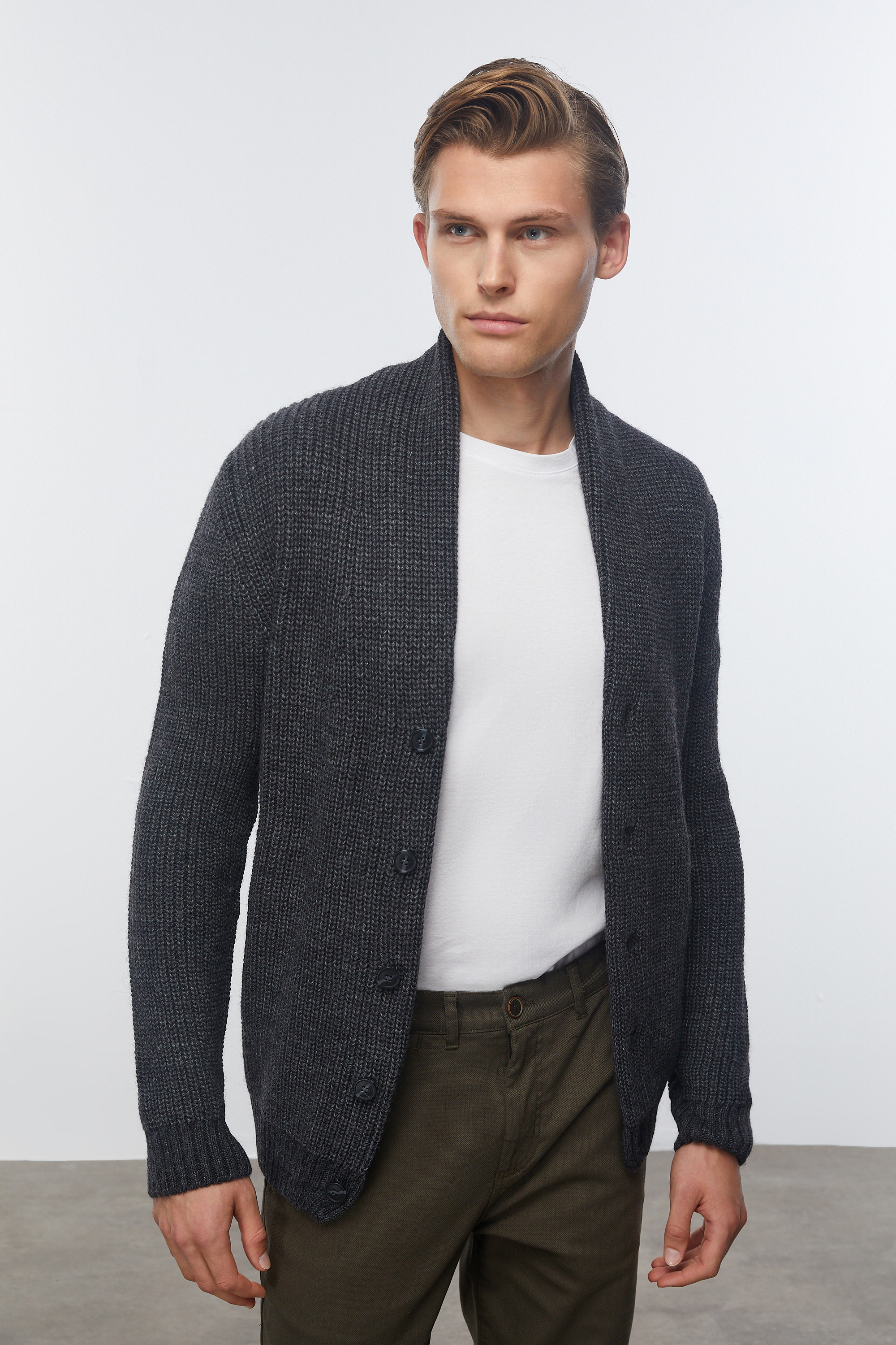 YÜN KARIŞIMLI ŞAL YAKA HIRKA